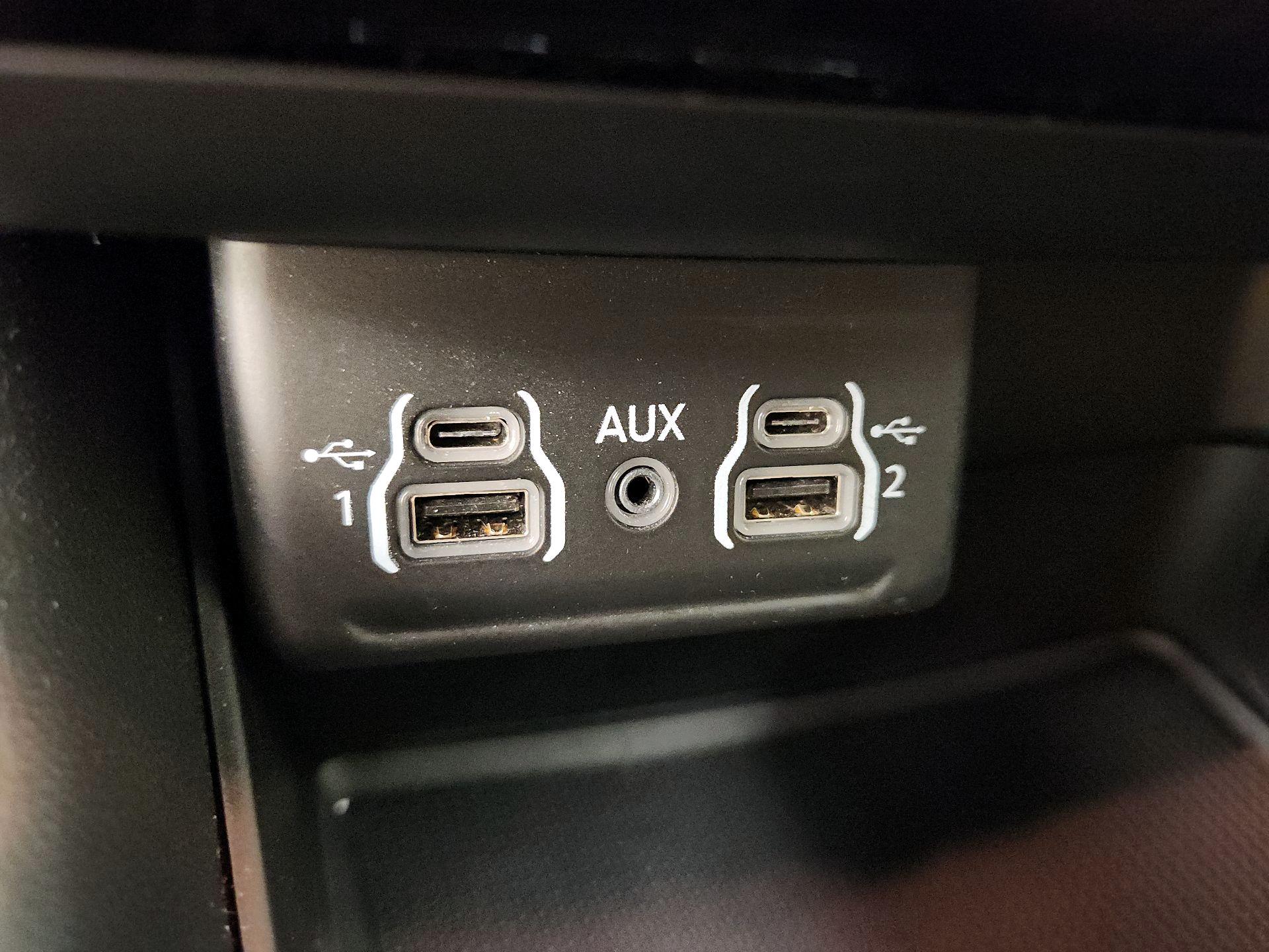 Thumbnail: 2021 Dodge Durango - 18