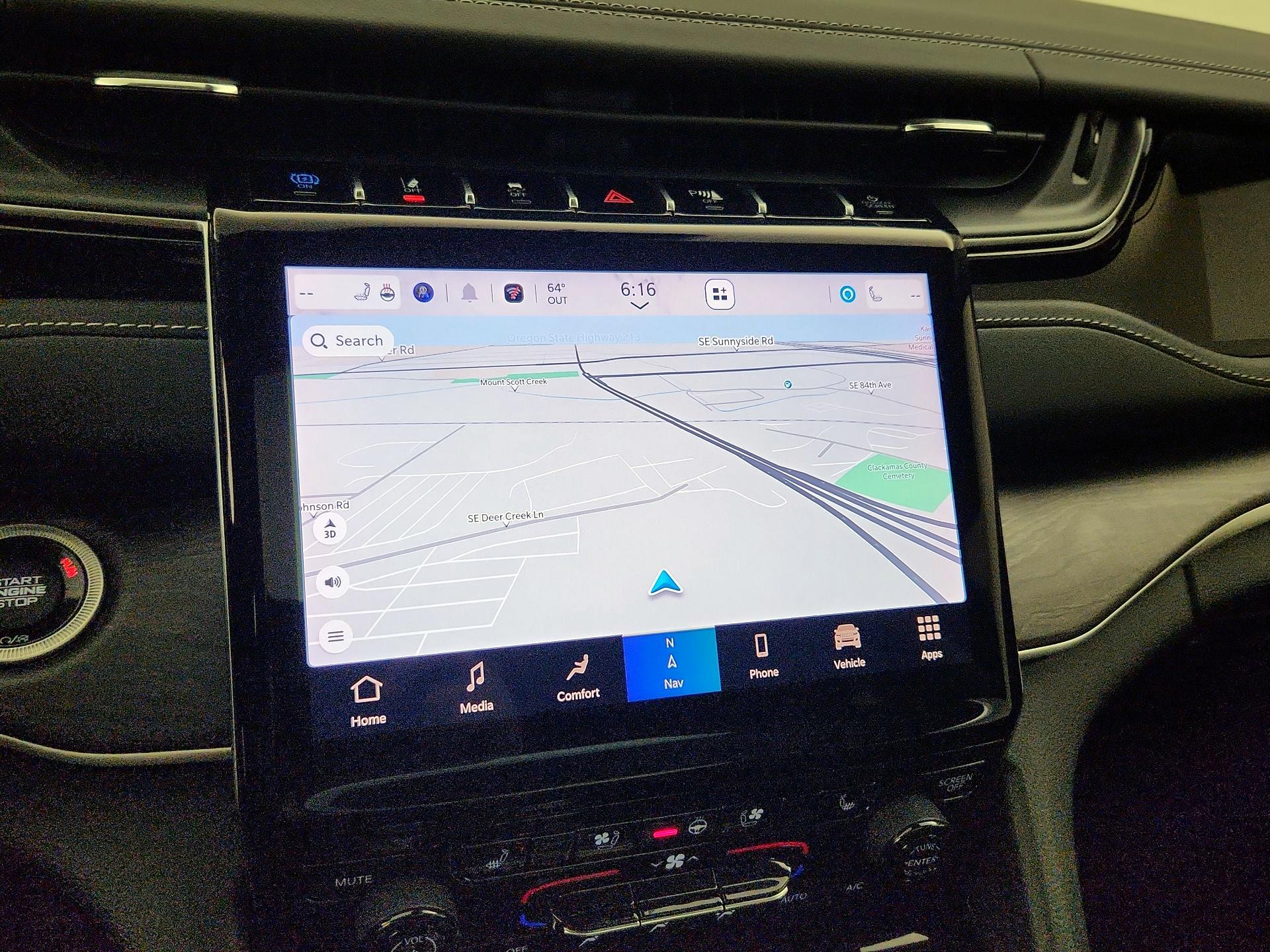 Thumbnail: 2023 Jeep Grand Cherokee - 14