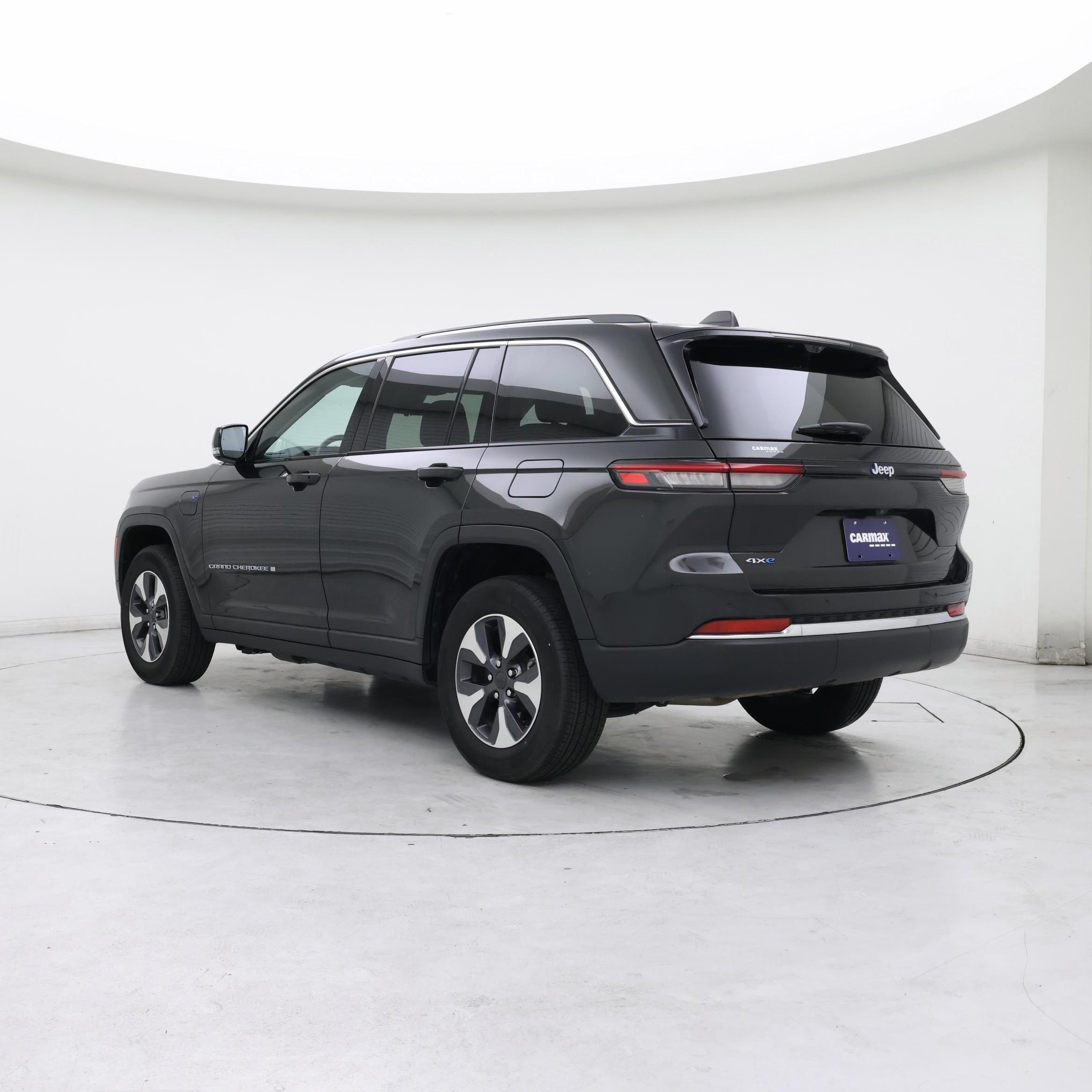 Thumbnail: 2023 Jeep Grand Cherokee - 2