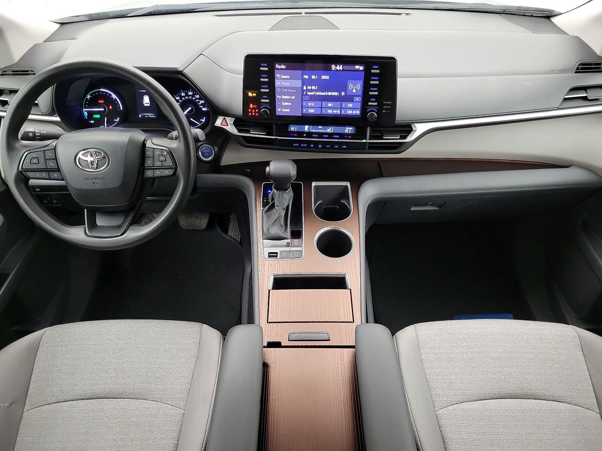 Thumbnail: 2024 Toyota Sienna - 9