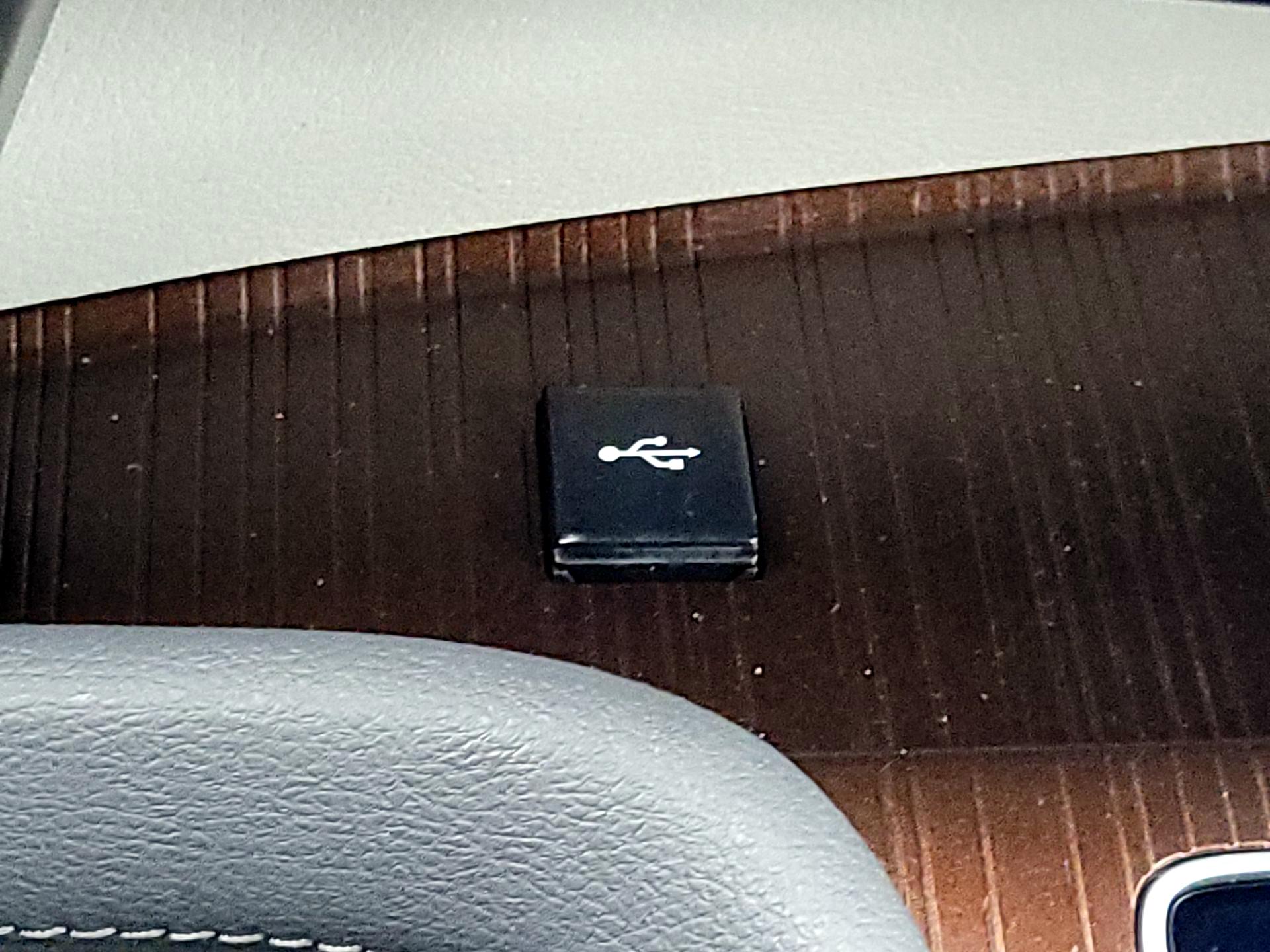 Thumbnail: 2024 Toyota Sienna - 18