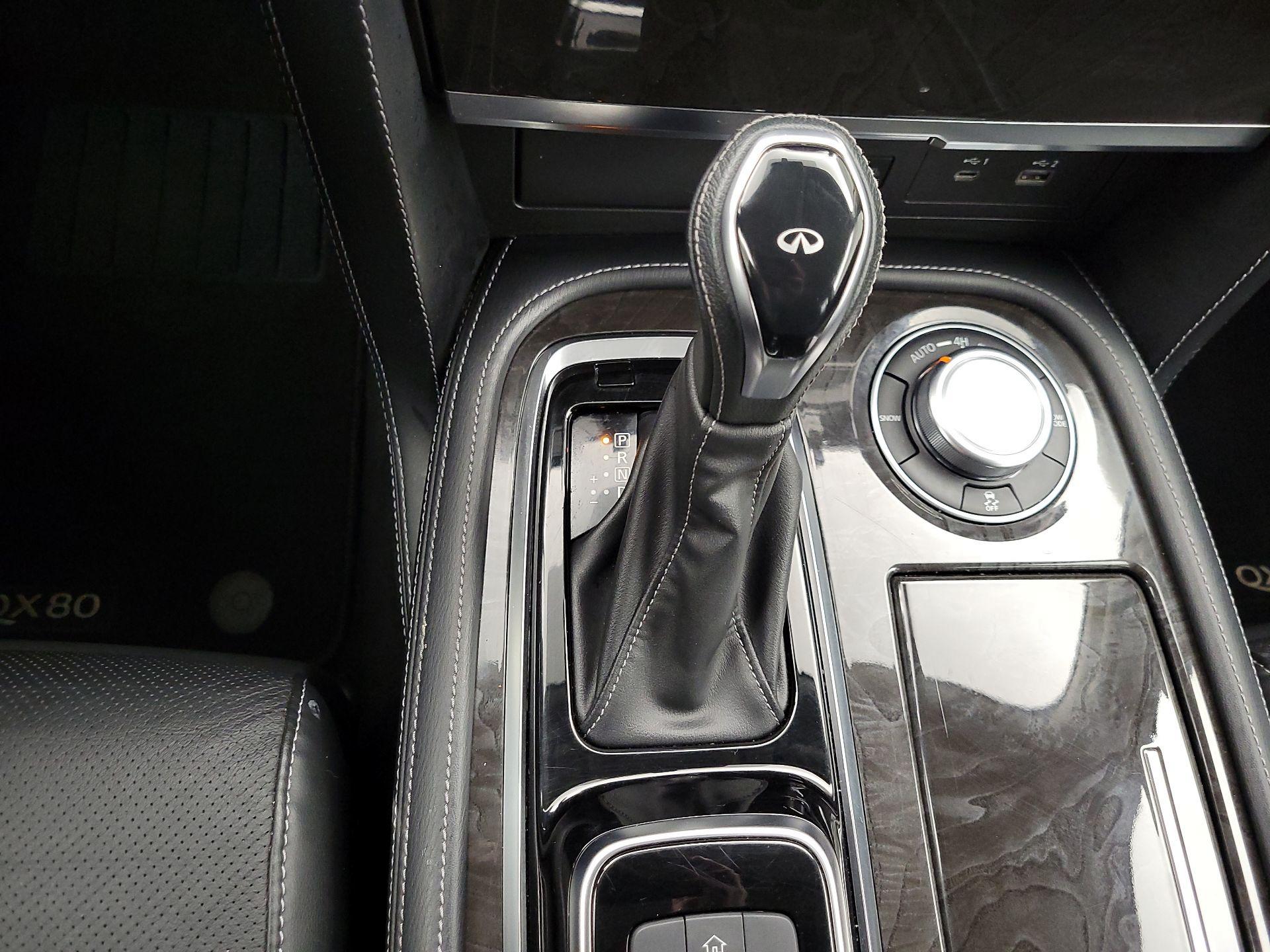 Thumbnail: 2024 INFINITI QX80 - 18