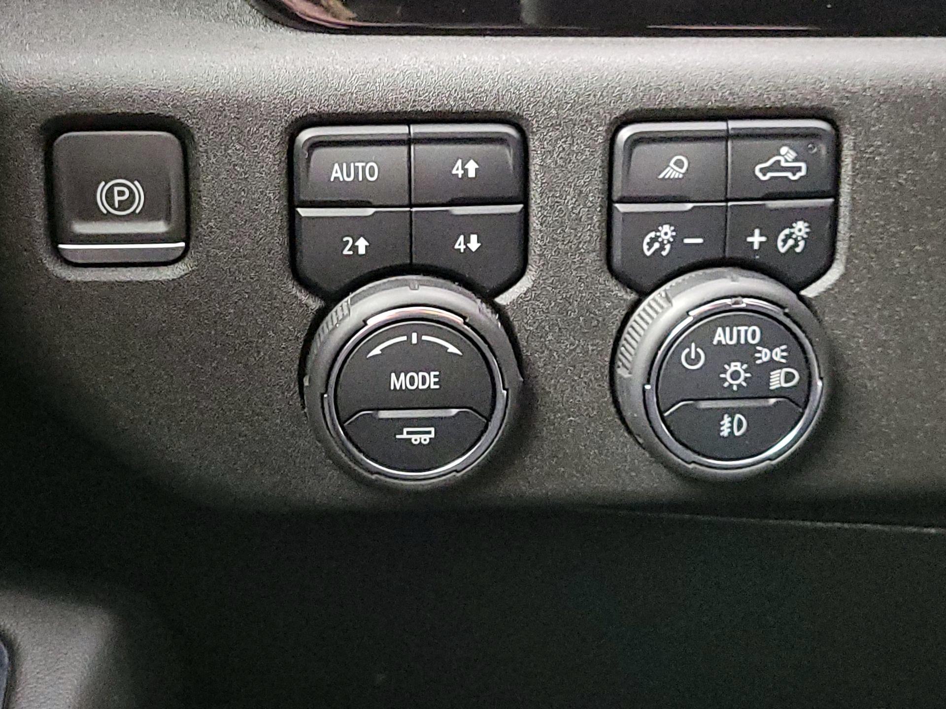 Thumbnail: 2022 Chevrolet Silverado 1500 - 13