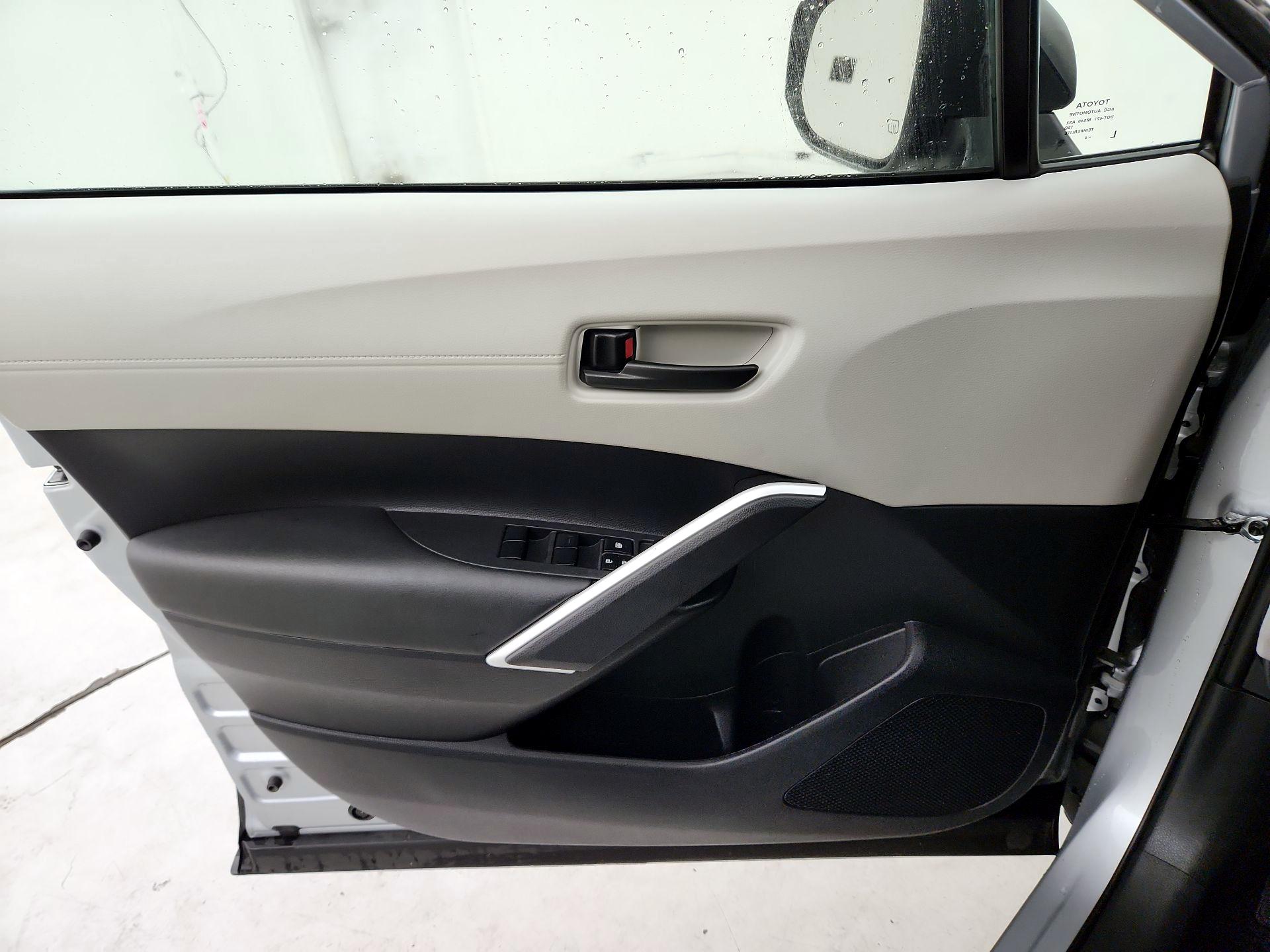 Thumbnail: 2024 Toyota Corolla Cross - 12