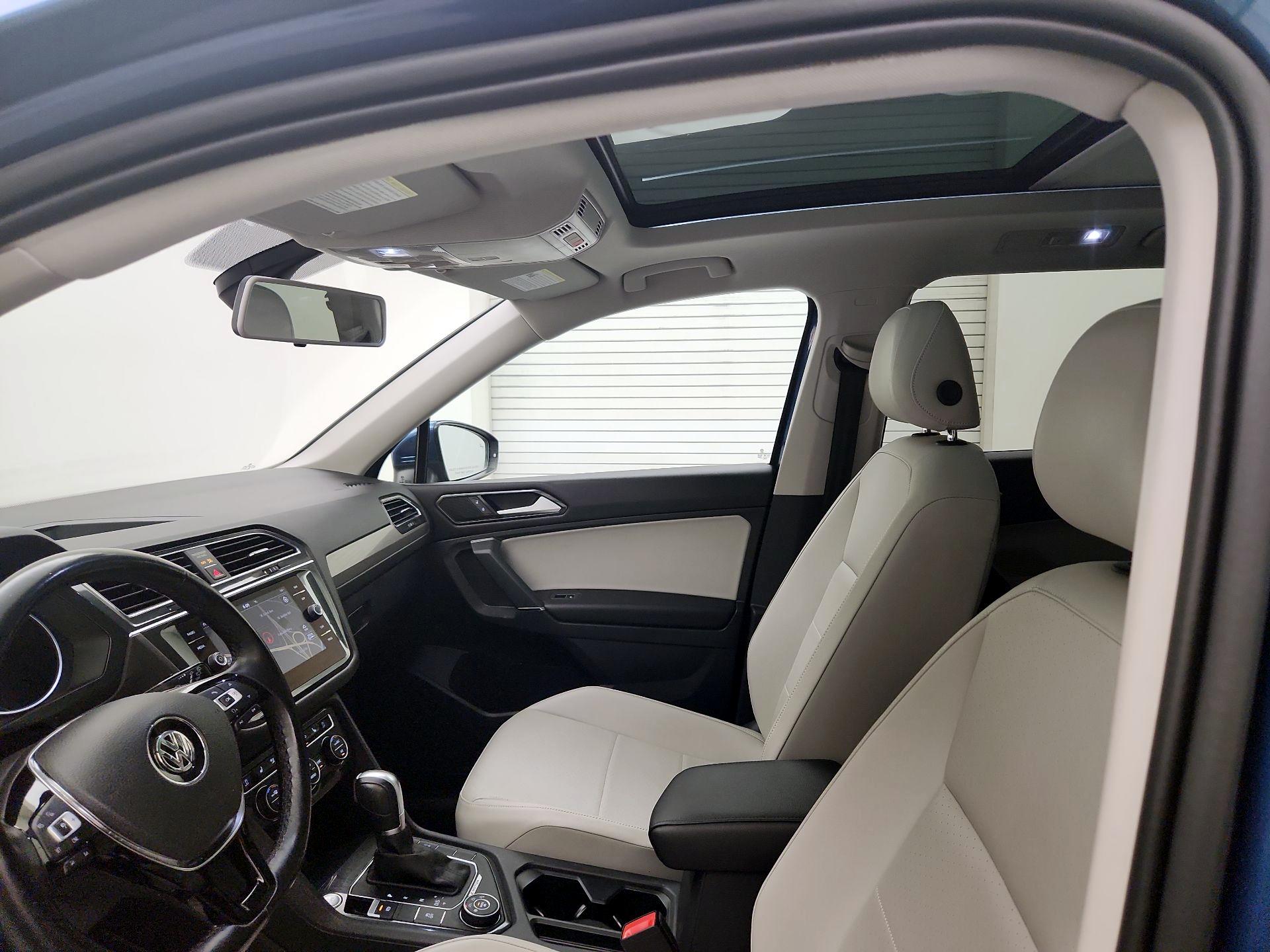 Thumbnail: 2018 Volkswagen Tiguan - 20