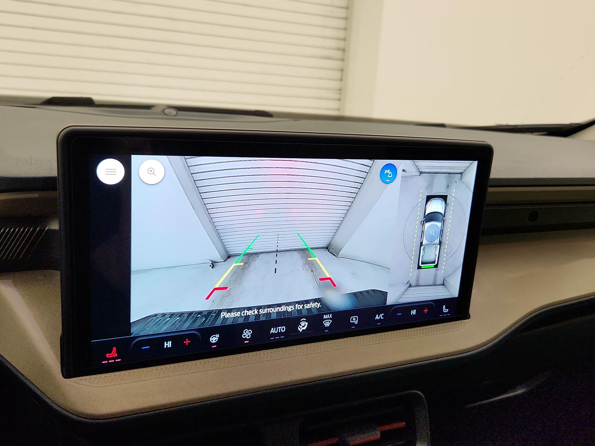 Thumbnail: 2025 Ford Maverick - 15