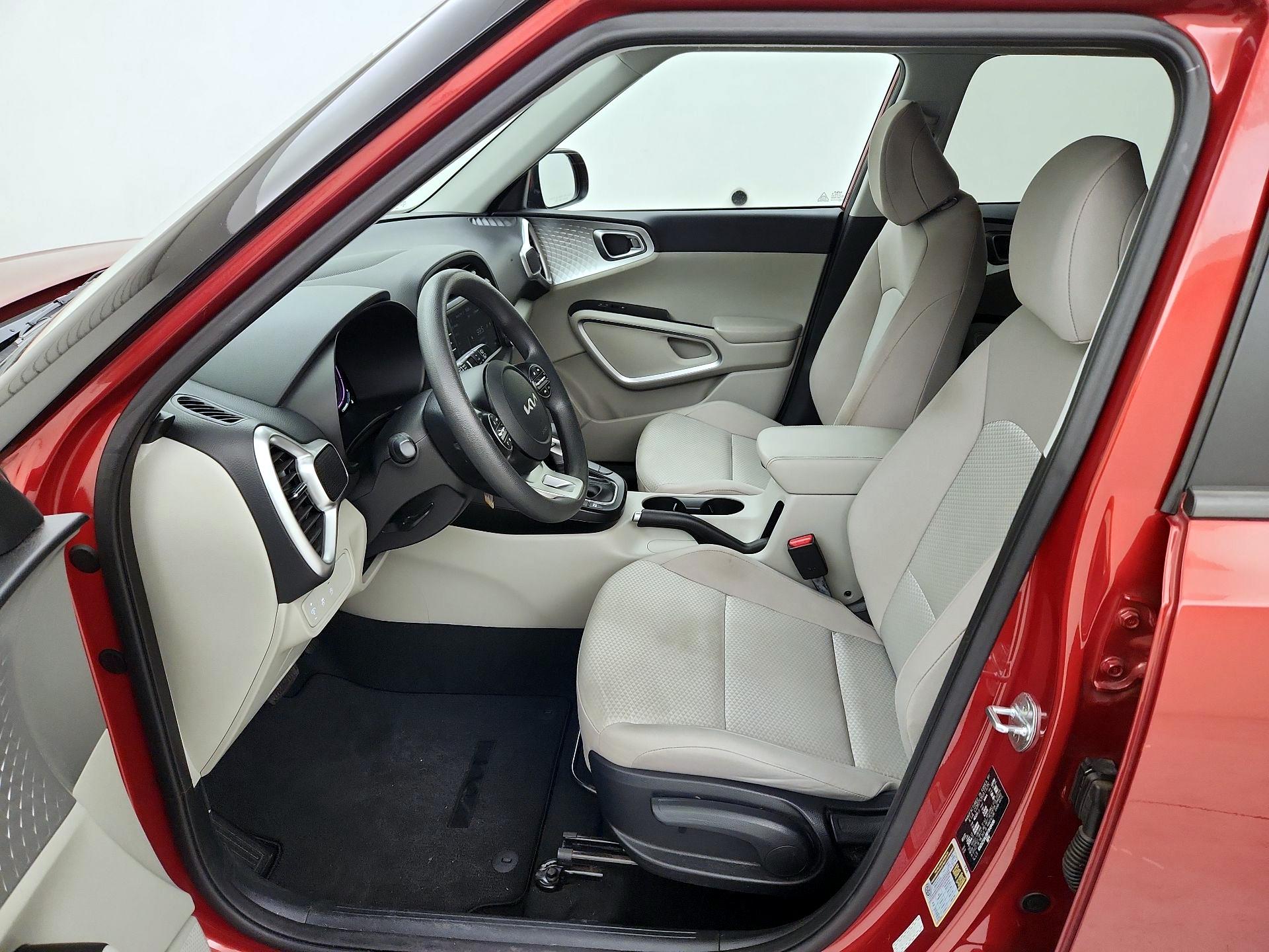 Thumbnail: 2023 Kia Soul - 11