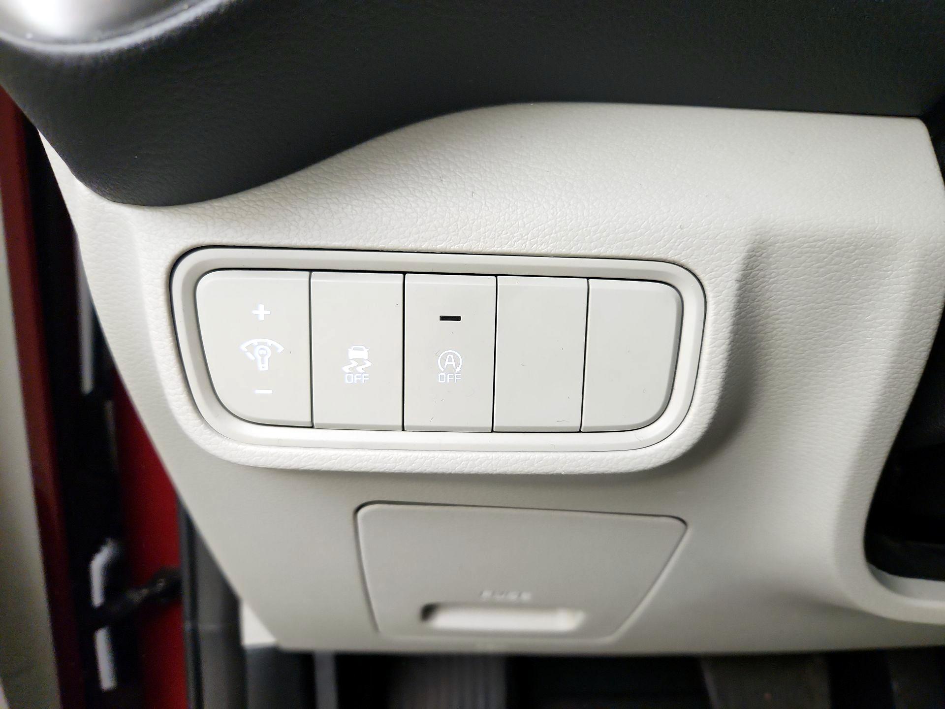 Thumbnail: 2023 Kia Soul - 13