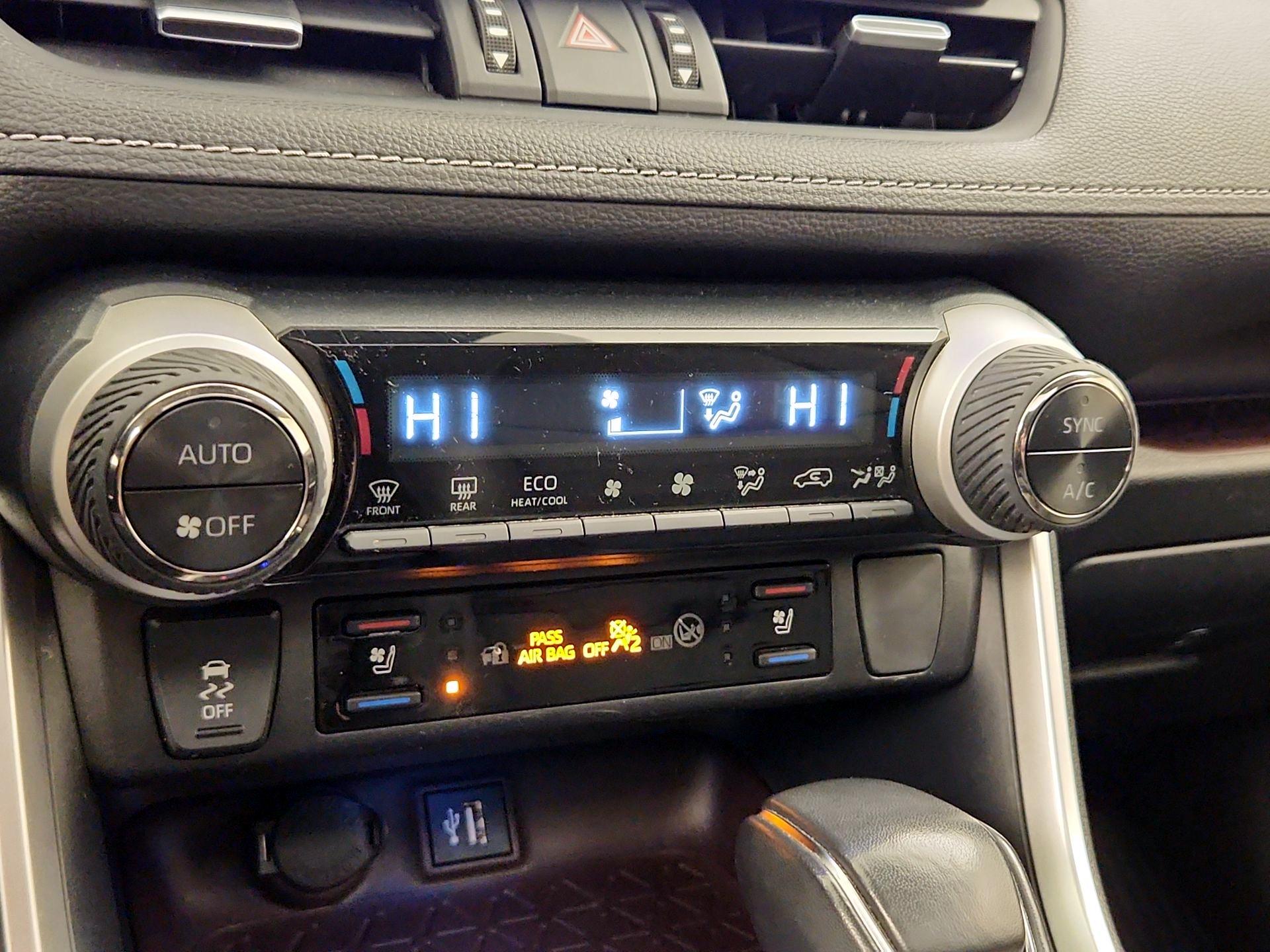 Thumbnail: 2023 Toyota RAV4 - 16