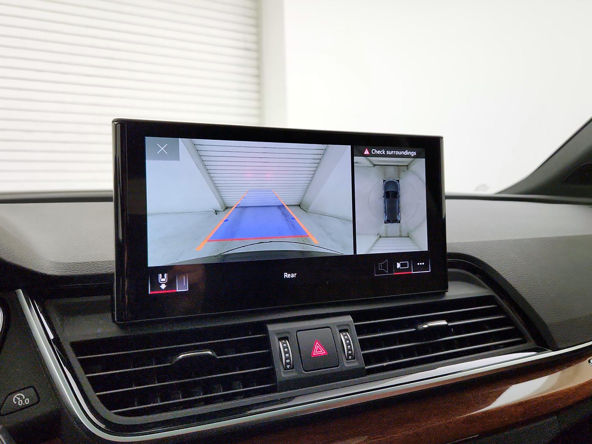 Thumbnail: 2022 Audi Q5 - 15