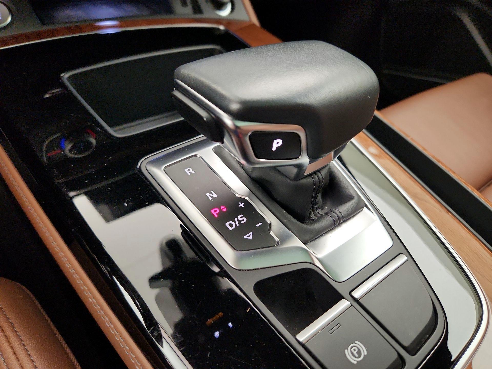 Thumbnail: 2022 Audi Q5 - 18