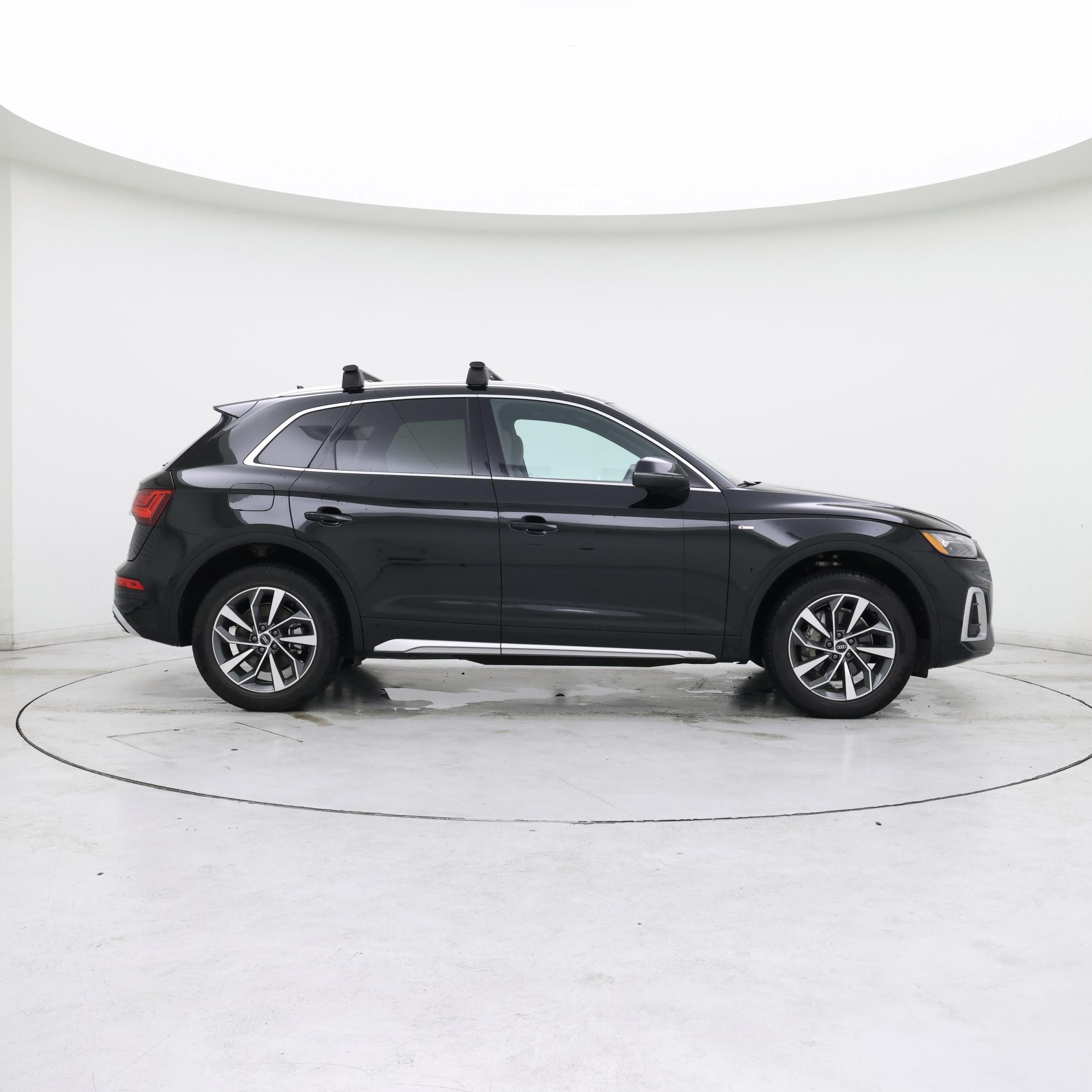 Thumbnail: 2022 Audi Q5 - 7