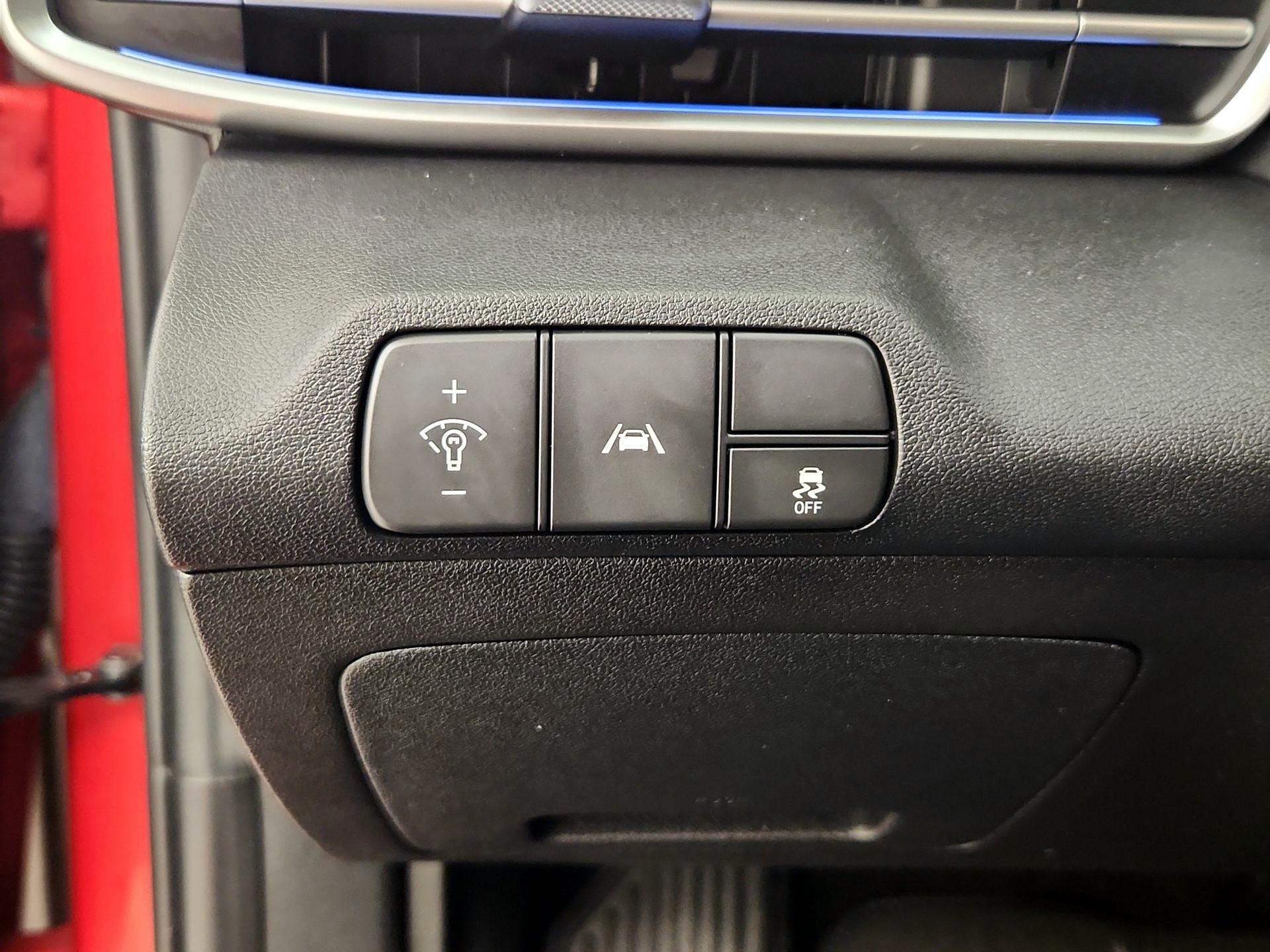 Thumbnail: 2021 Hyundai Elantra - 13