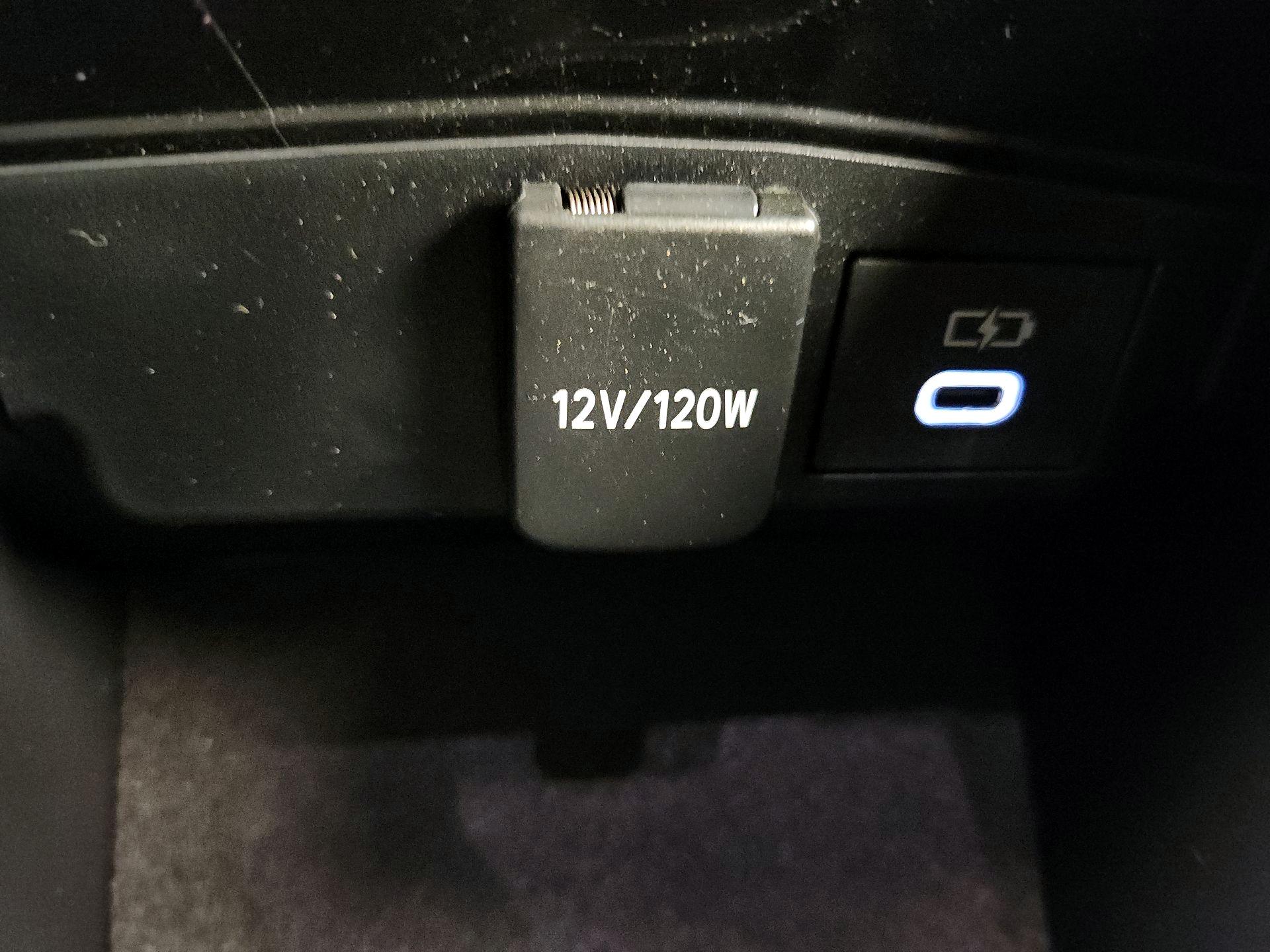 Thumbnail: 2023 Toyota Corolla - 18