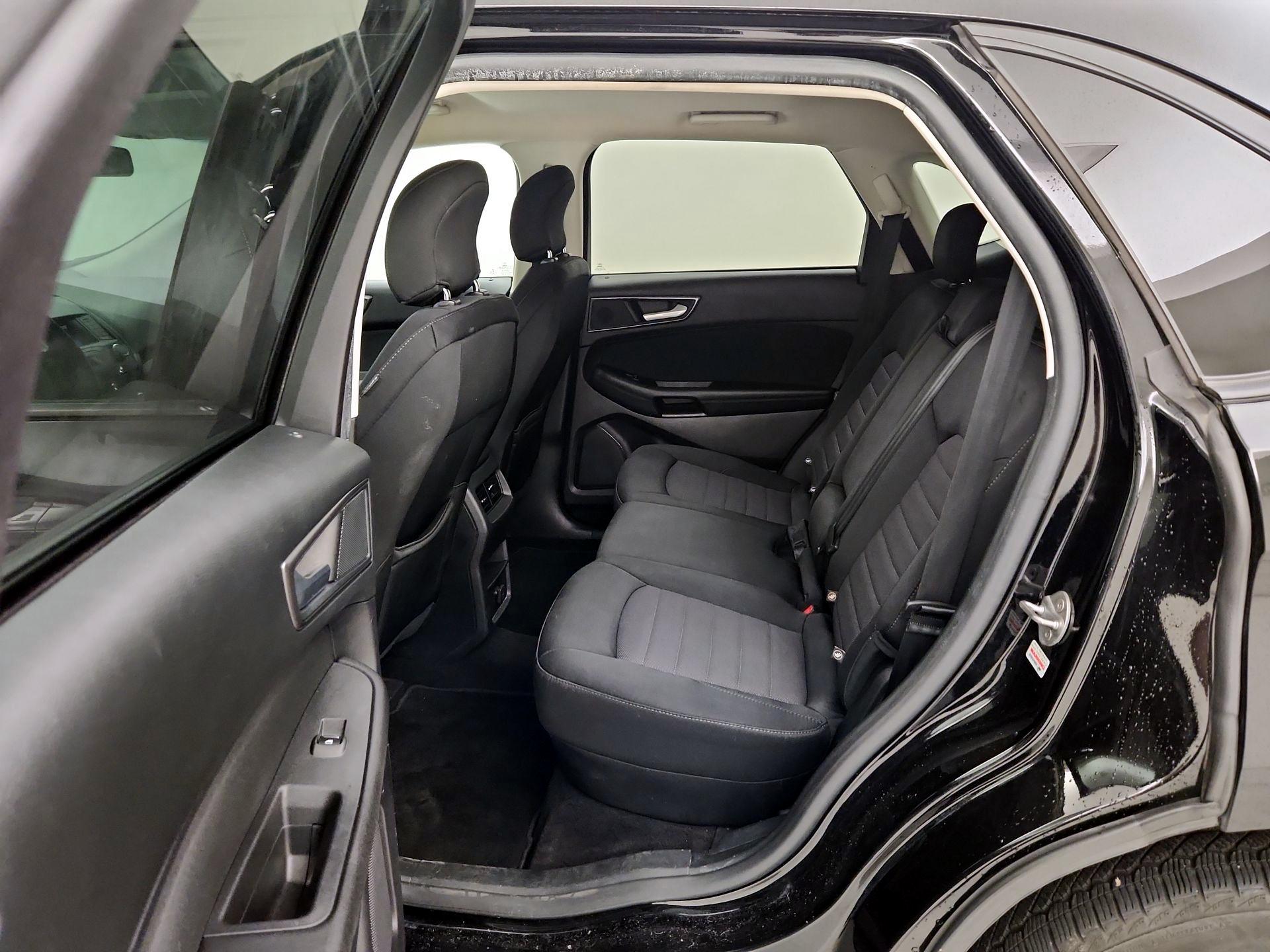 Thumbnail: 2018 Ford Edge - 19