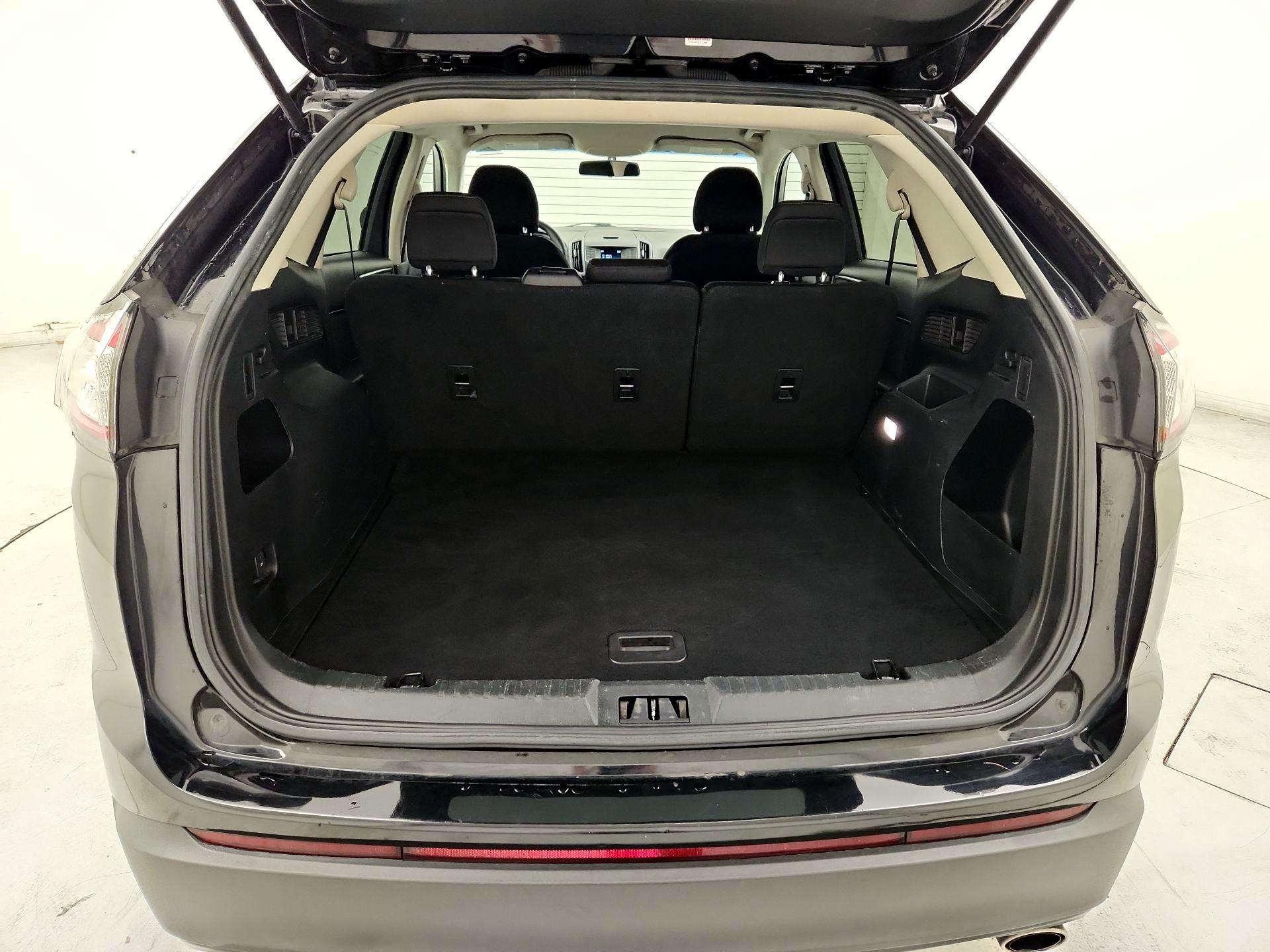 Thumbnail: 2018 Ford Edge - 20