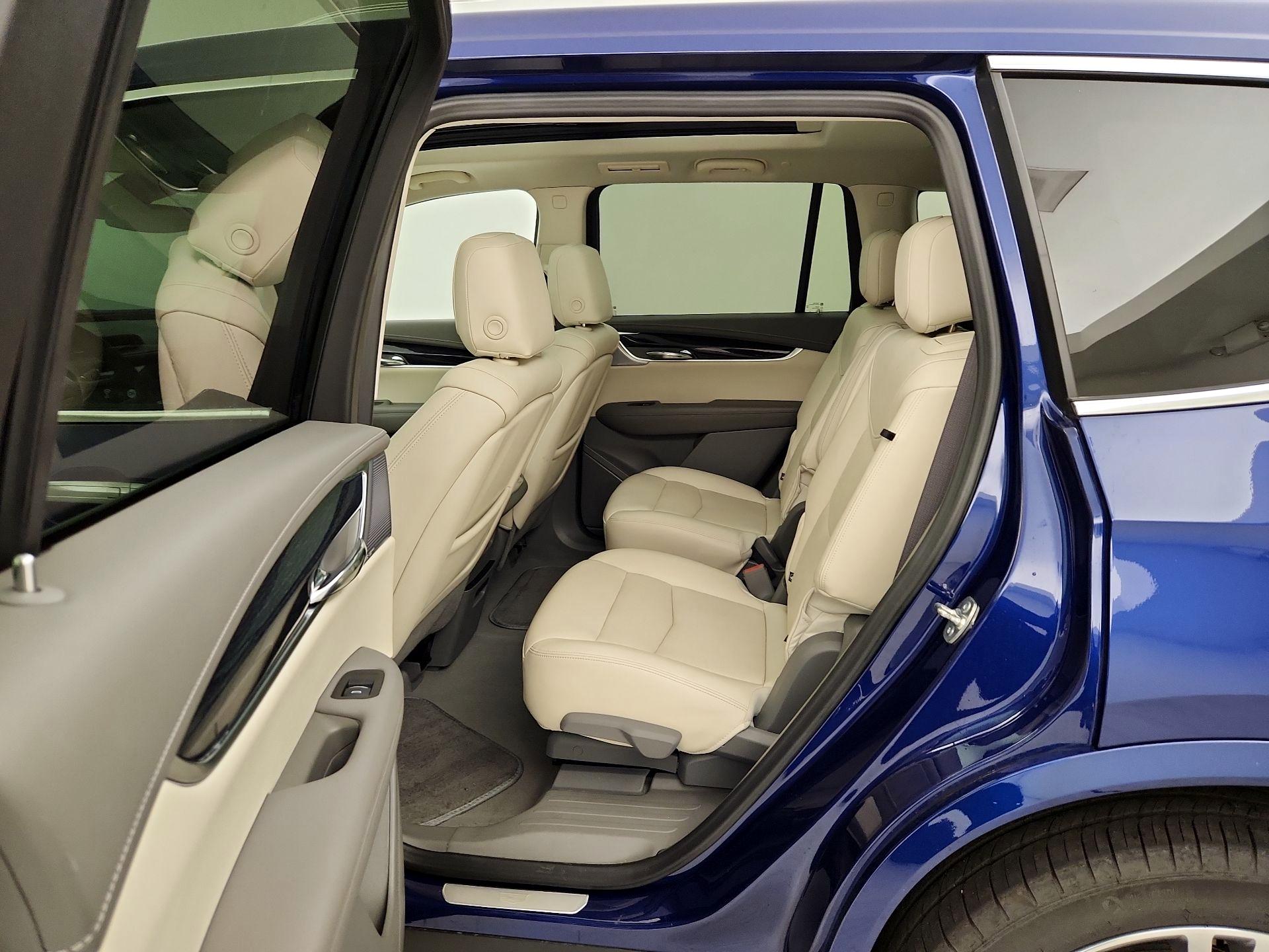 Thumbnail: 2025 Cadillac XT6 - 20