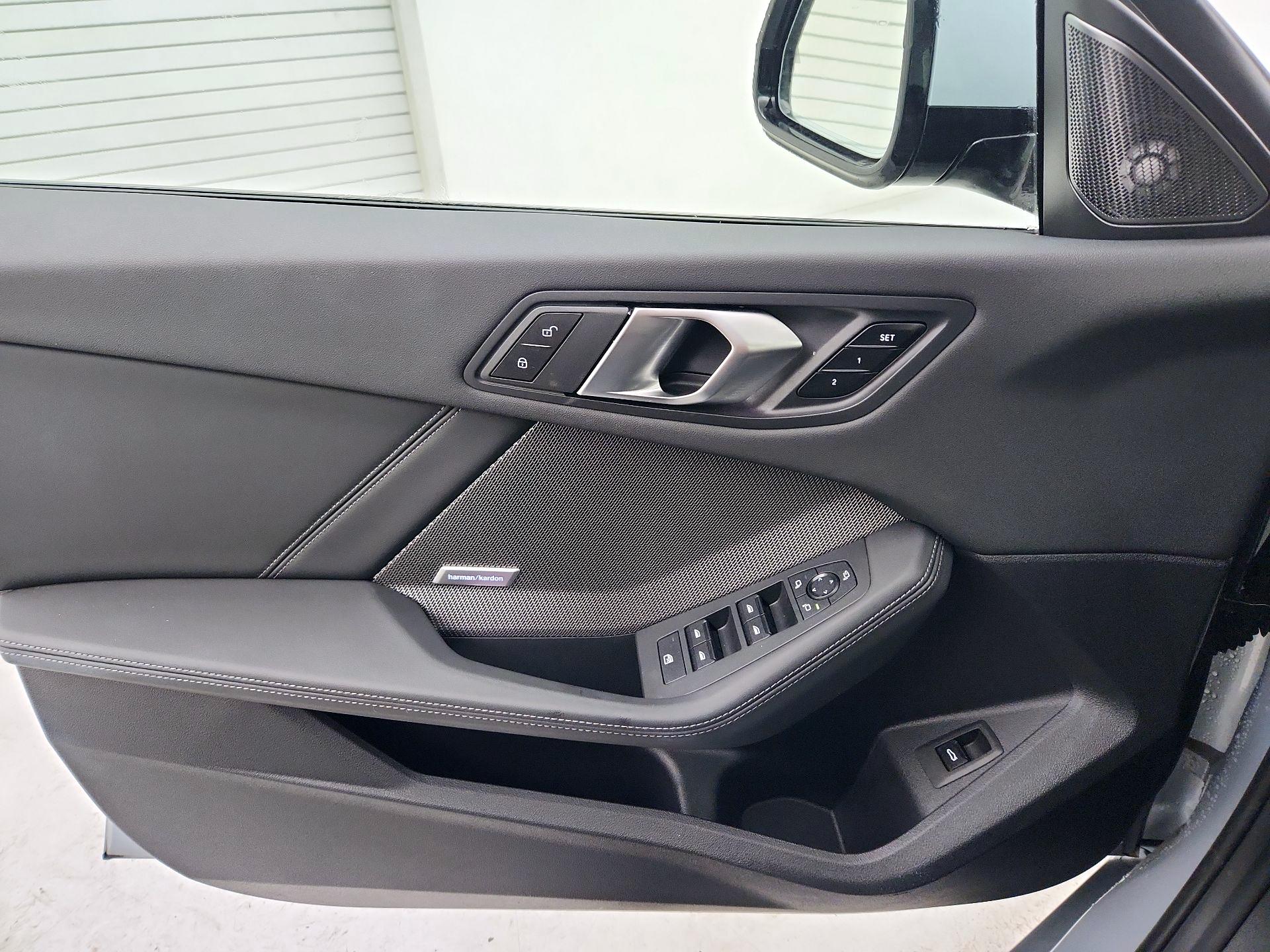 Thumbnail: 2025 BMW 2 Series - 12