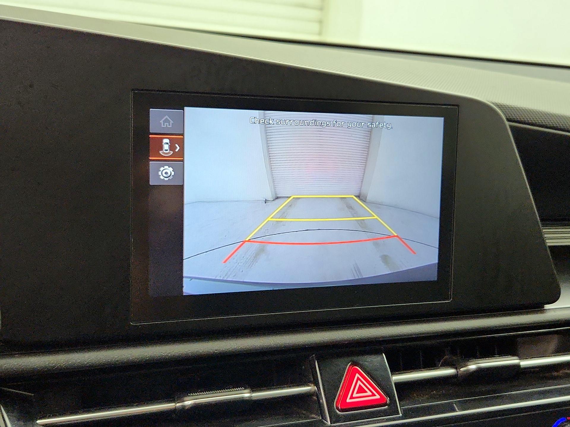 Thumbnail: 2024 Kia Niro - 14