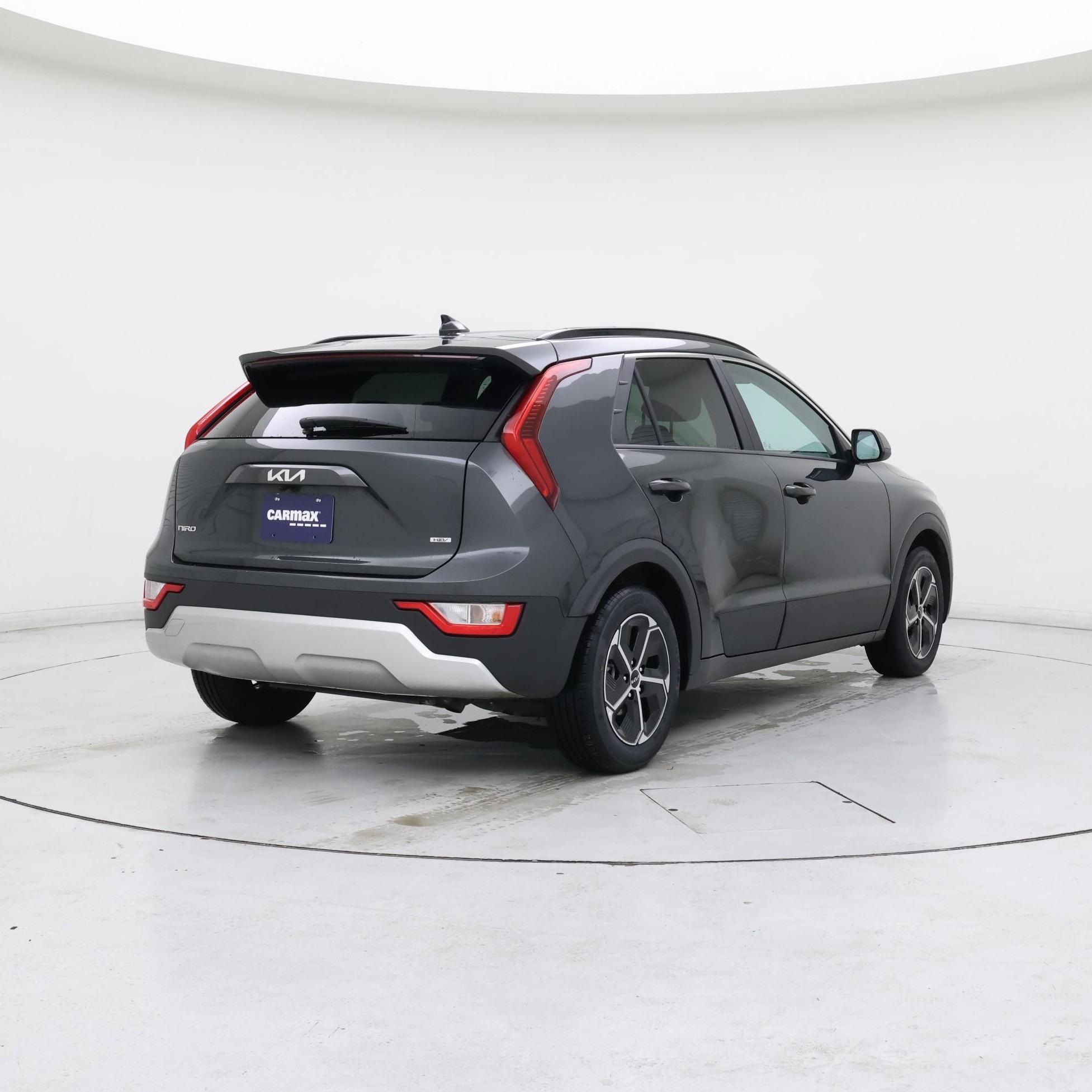 Thumbnail: 2024 Kia Niro - 8