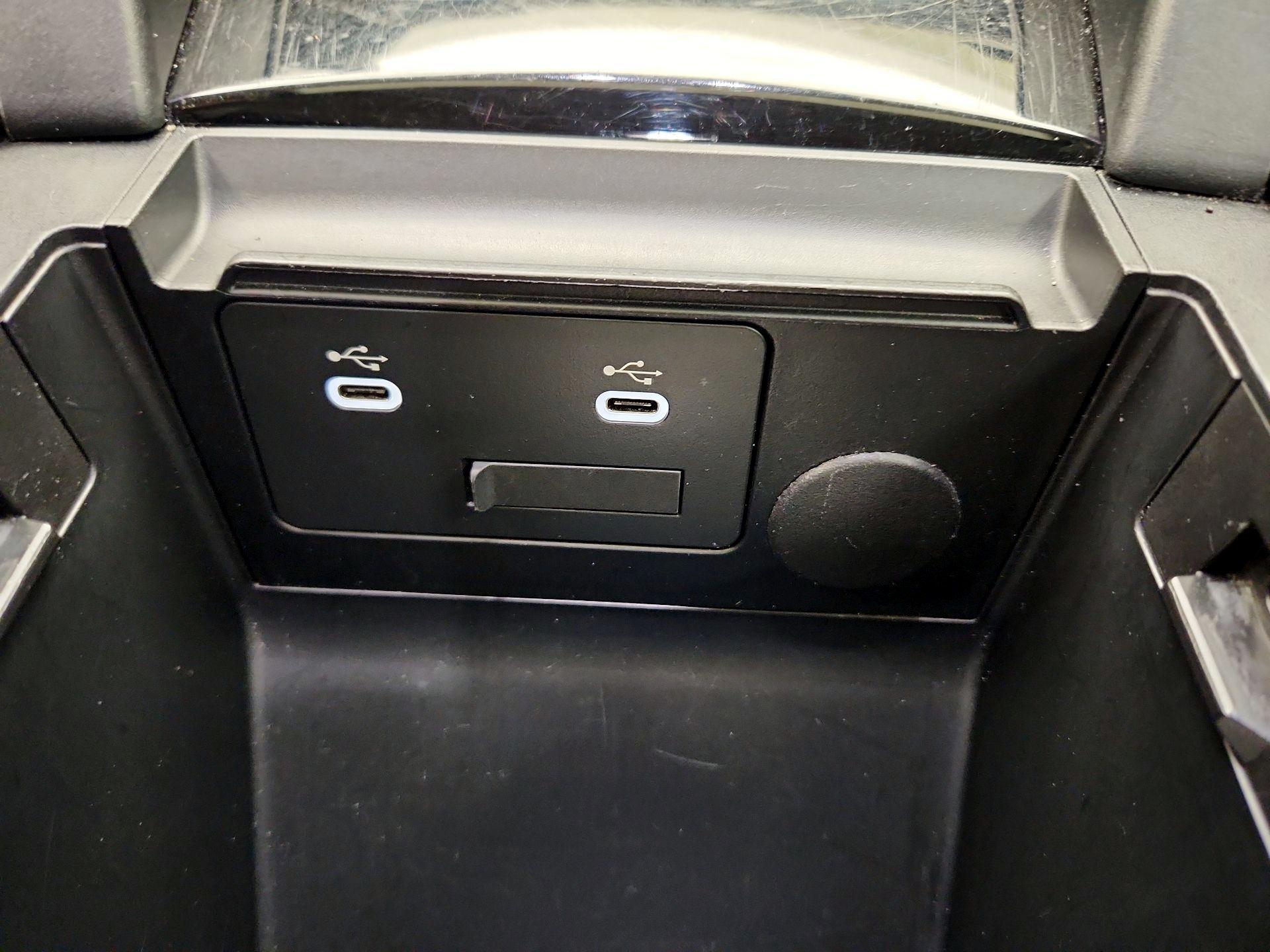 Thumbnail: 2024 Mazda Mazda3 - 18