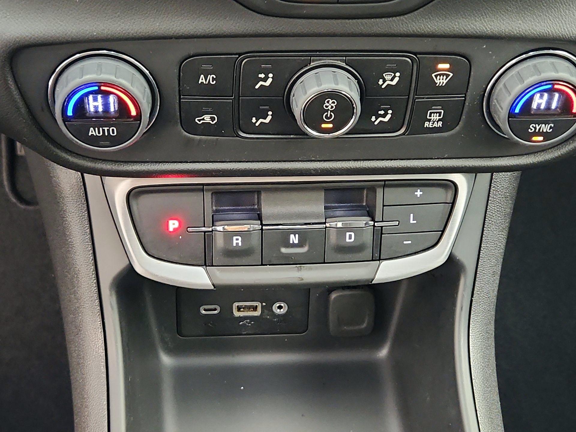 Thumbnail: 2023 GMC Terrain - 17