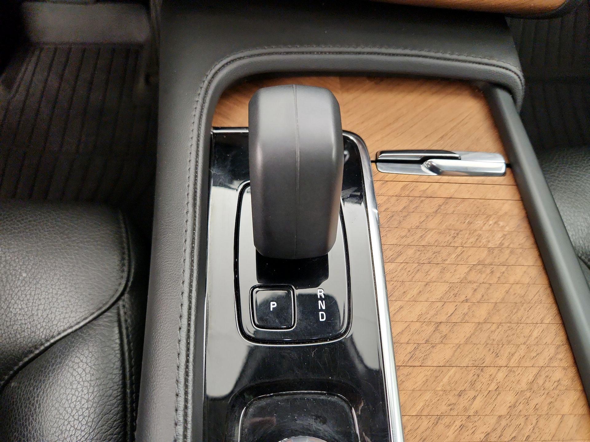 Thumbnail: 2023 Volvo XC90 - 18