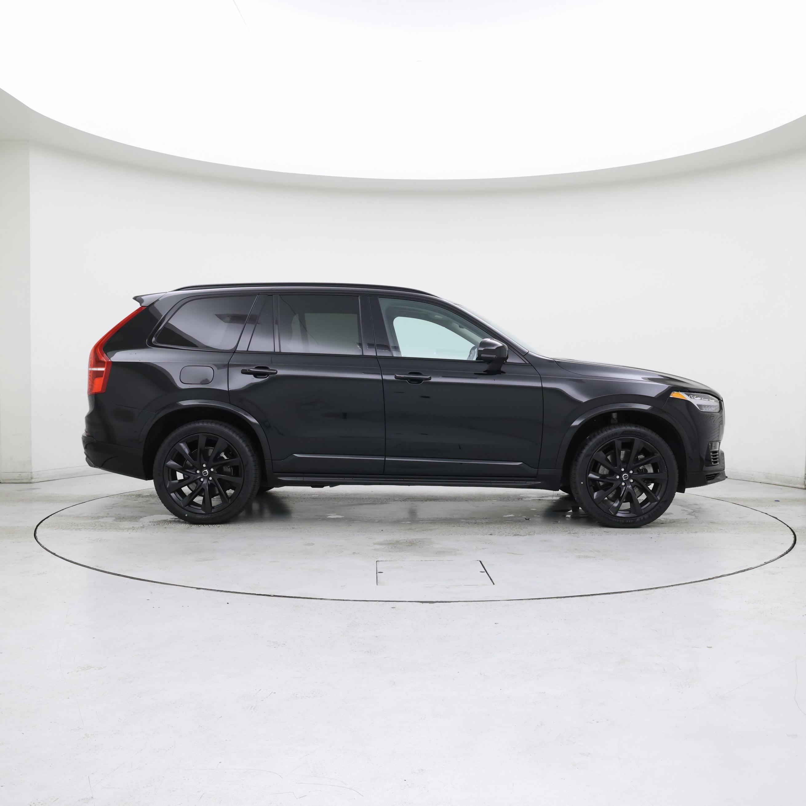 Thumbnail: 2023 Volvo XC90 - 7