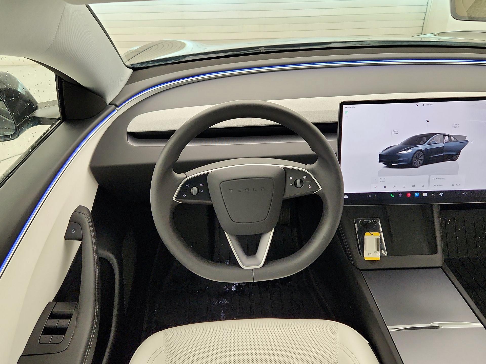 Thumbnail: 2025 Tesla Model 3 - 10