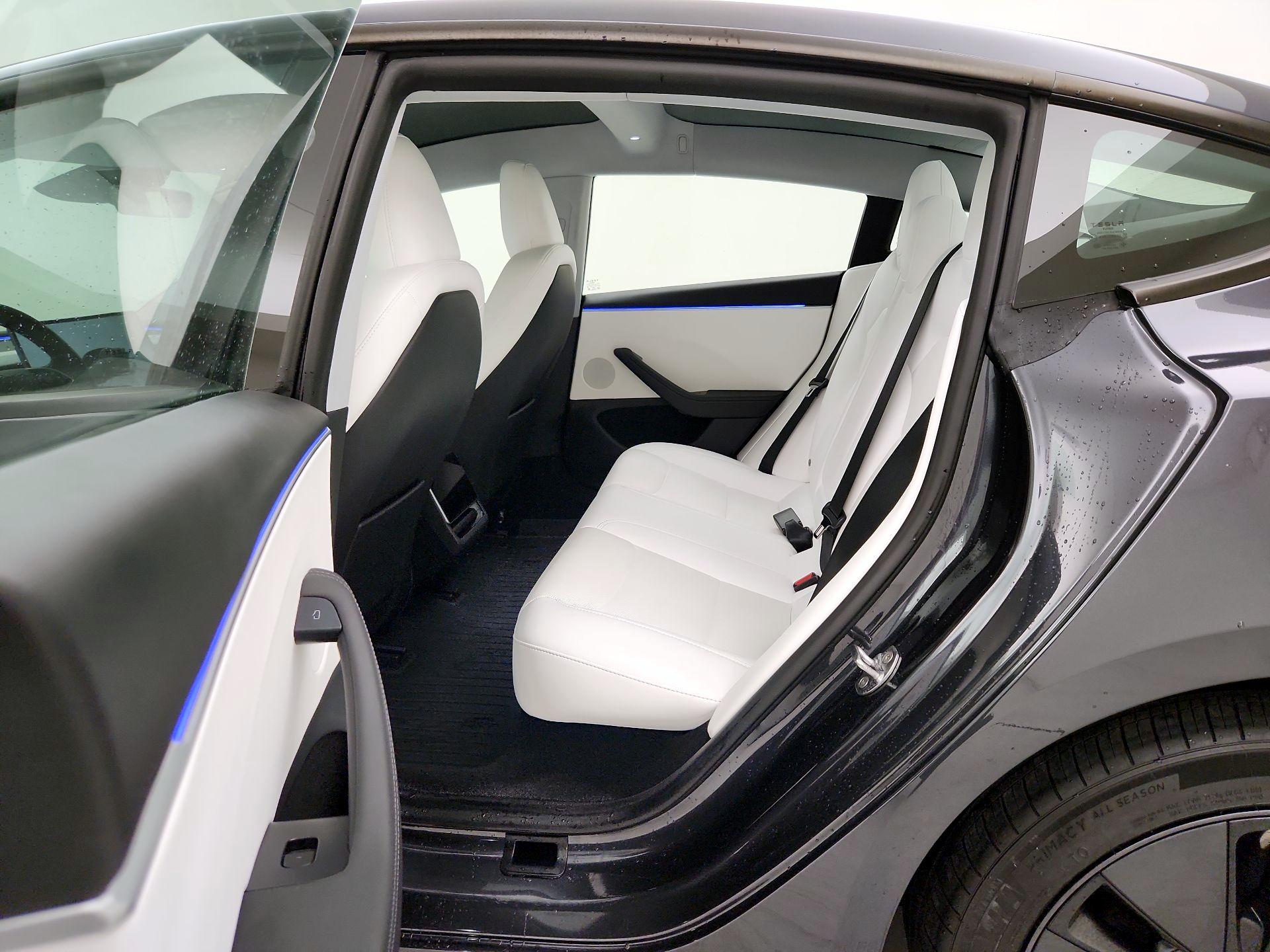 Thumbnail: 2025 Tesla Model 3 - 20