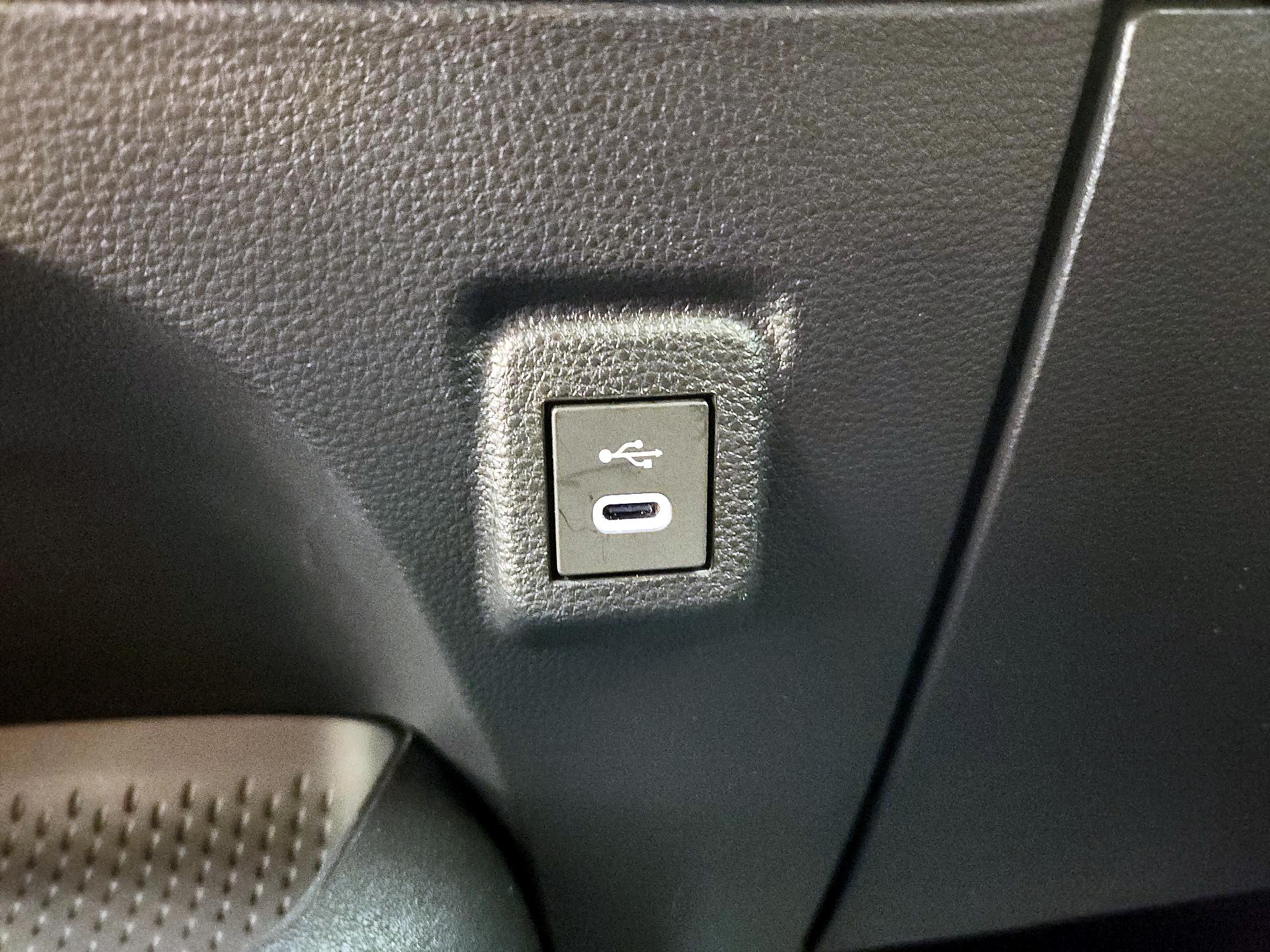 Thumbnail: 2024 Toyota Corolla - 18