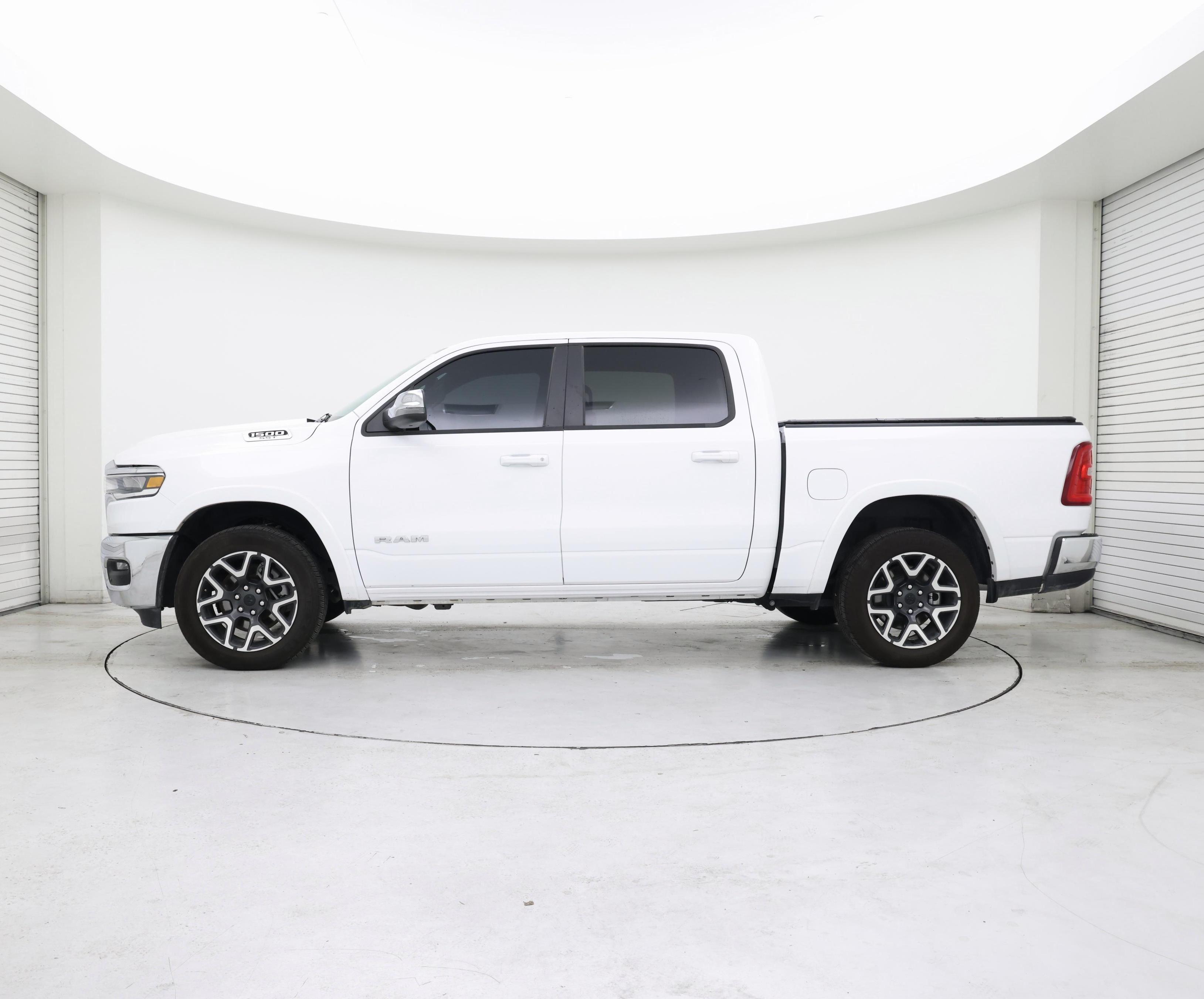 Thumbnail: 2025 RAM 1500 - 3