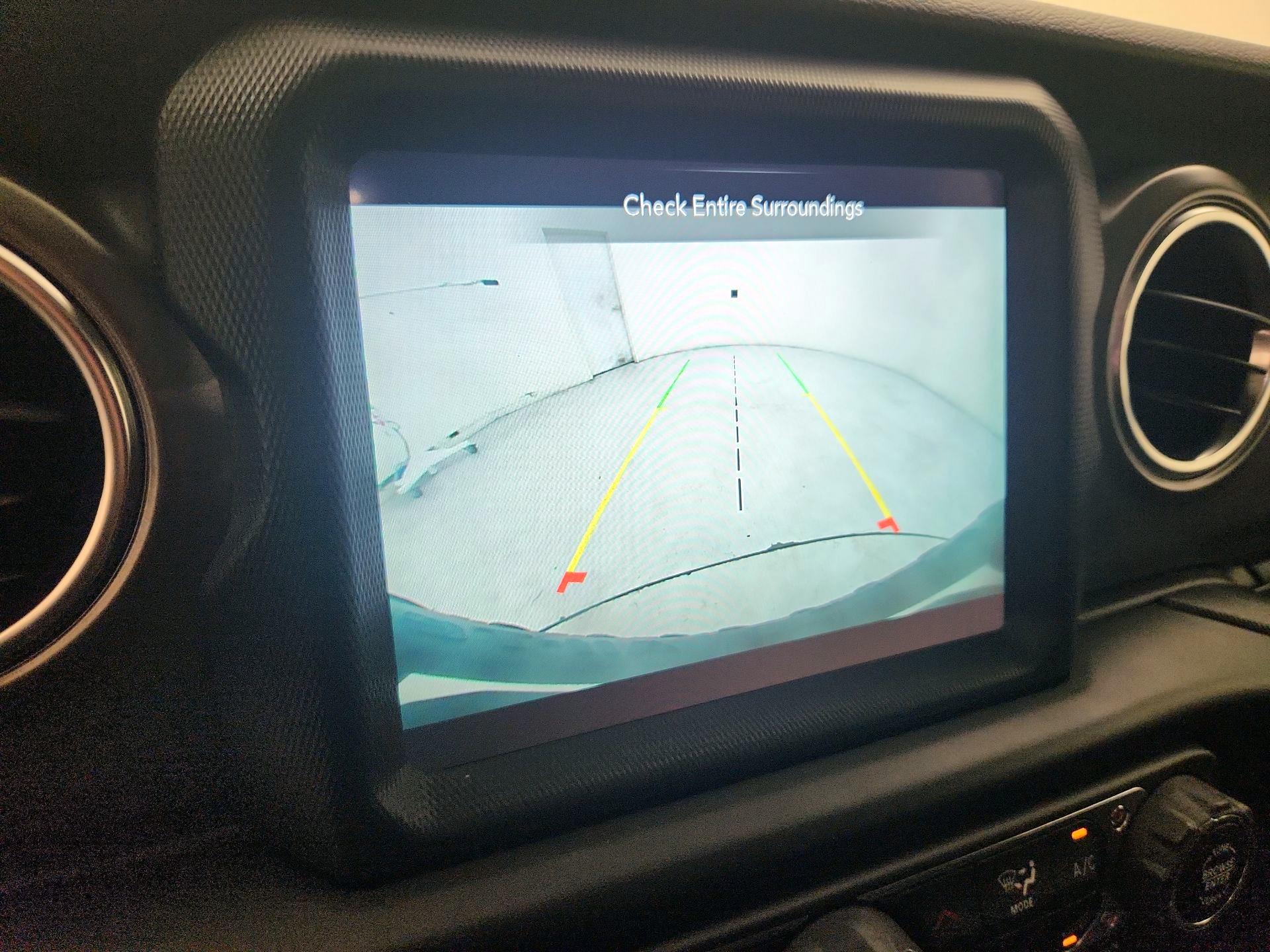 Thumbnail: 2022 Jeep Wrangler - 15