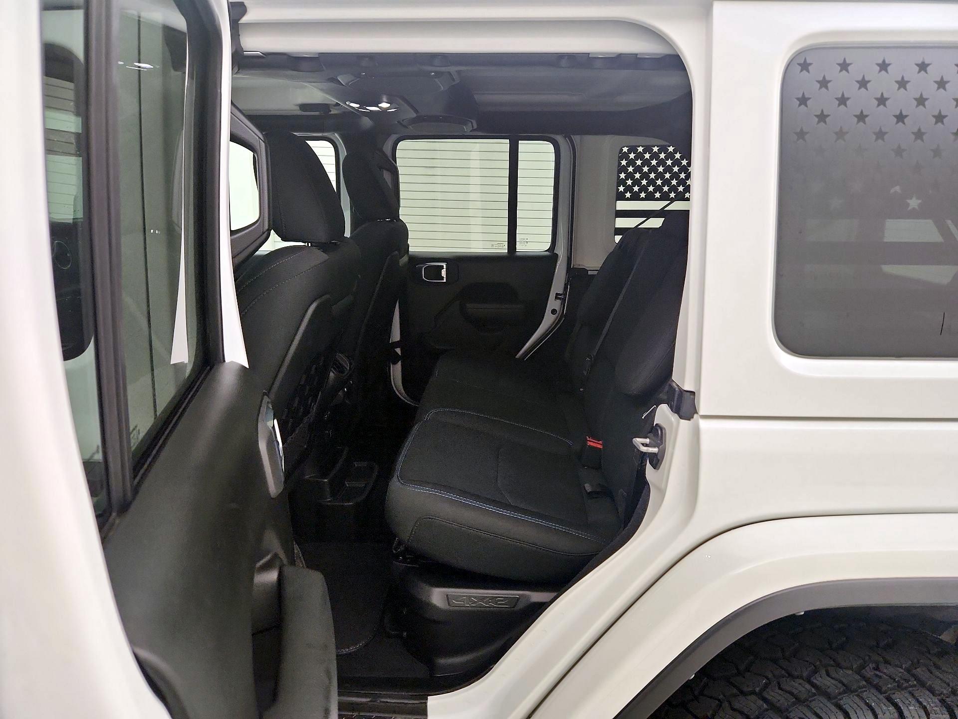 Thumbnail: 2022 Jeep Wrangler - 20