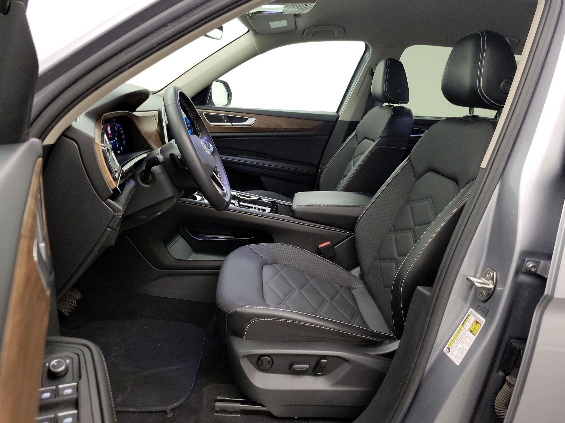 Thumbnail: 2024 Volkswagen Atlas - 11