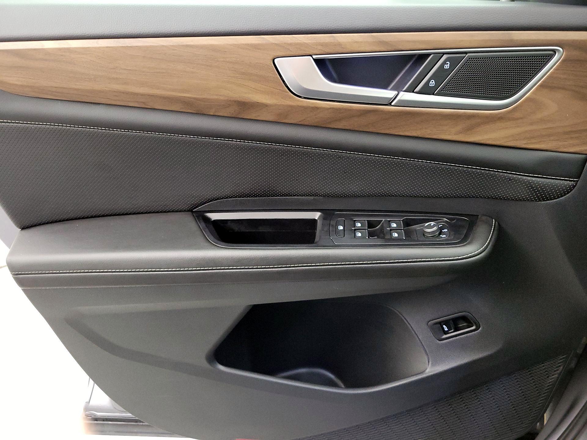 Thumbnail: 2024 Volkswagen Atlas - 12