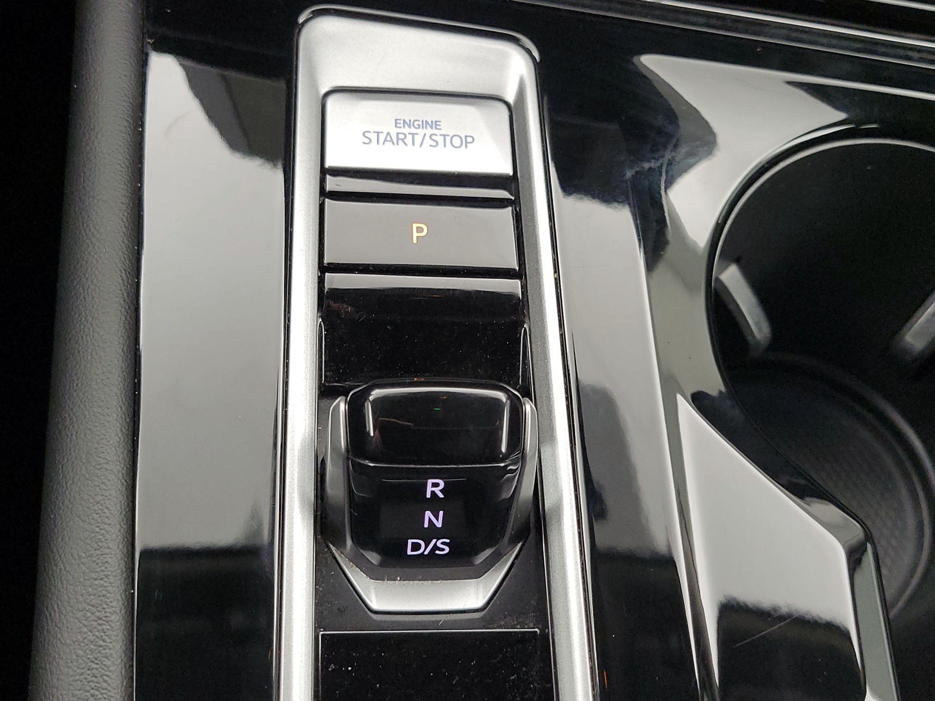 Thumbnail: 2024 Volkswagen Atlas - 17