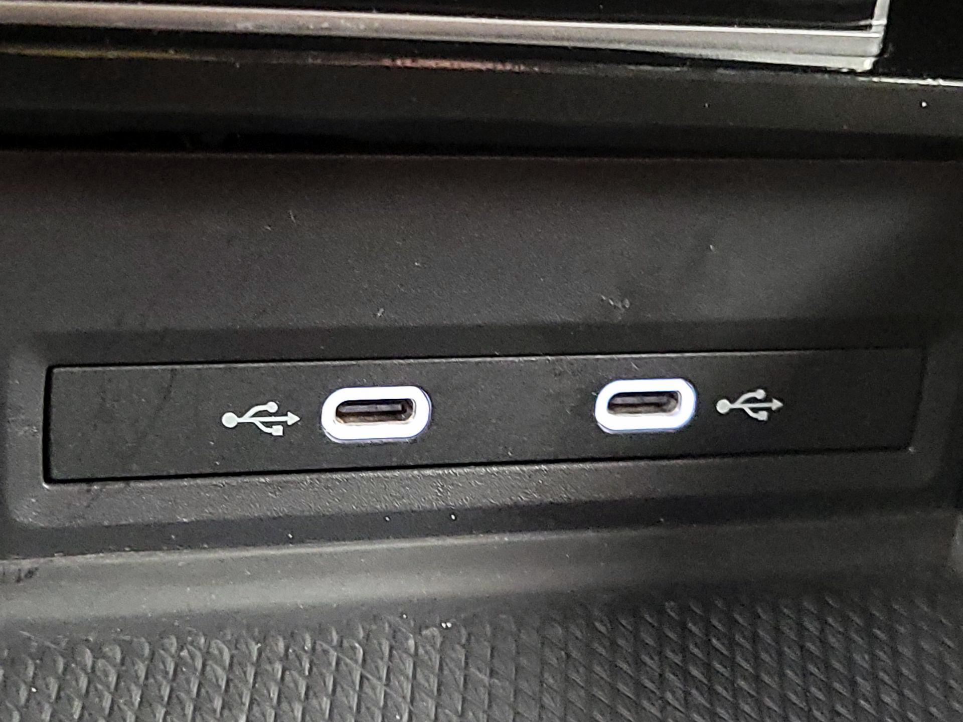 Thumbnail: 2024 Volkswagen Atlas - 18