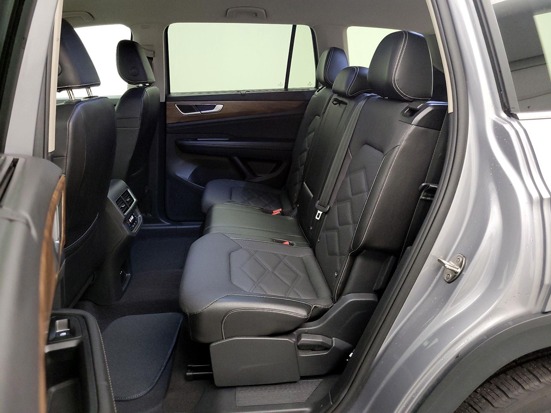 Thumbnail: 2024 Volkswagen Atlas - 19