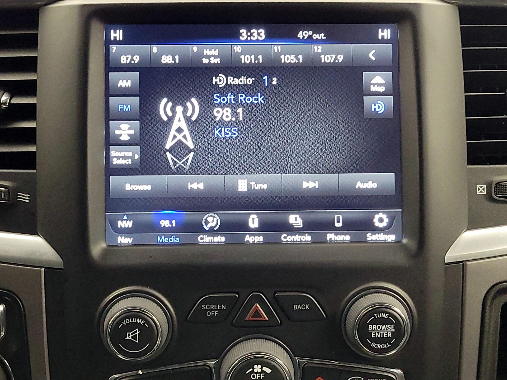 Thumbnail: 2023 RAM 1500 Classic - 16