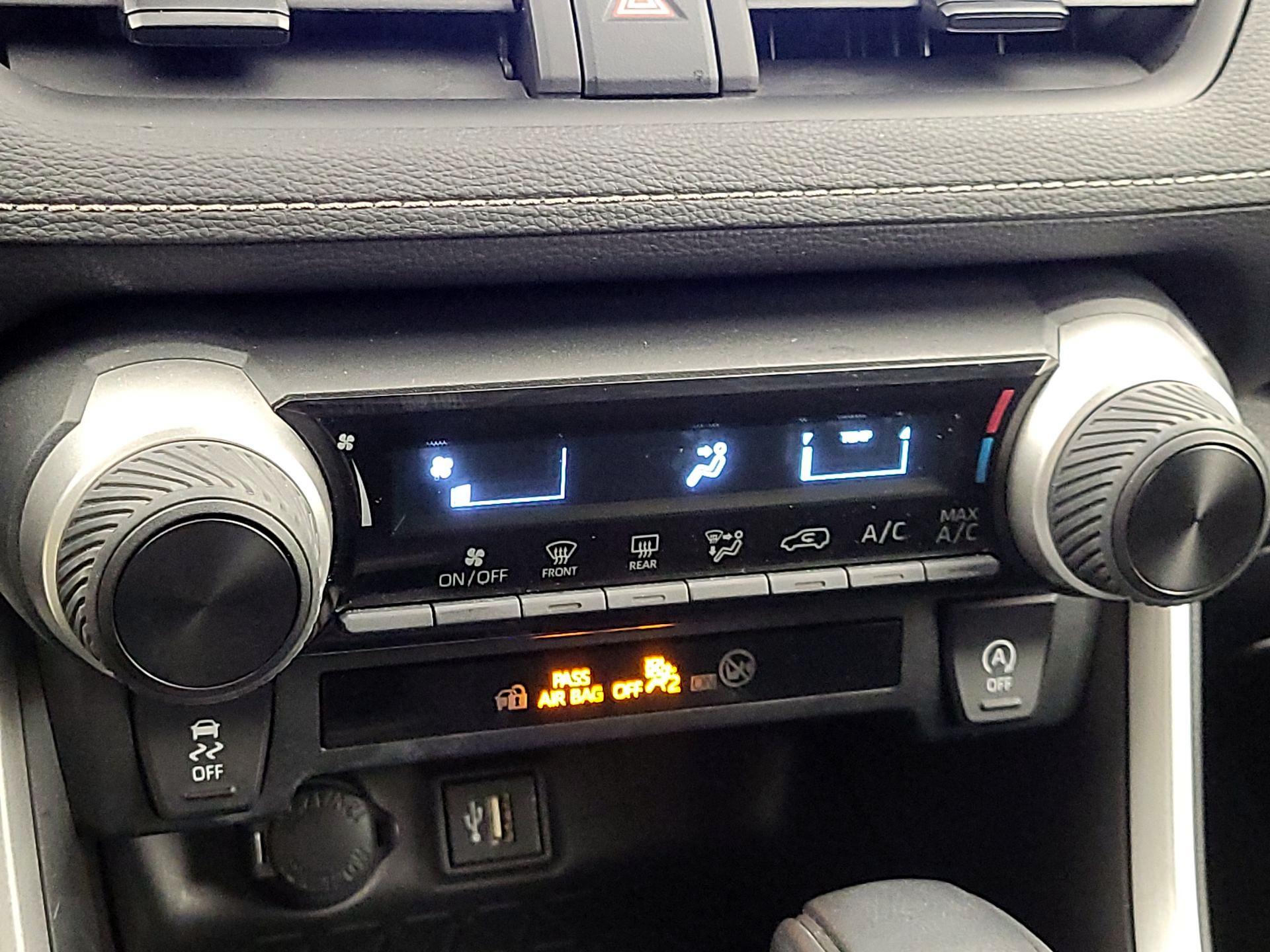 Thumbnail: 2024 Toyota RAV4 - 16