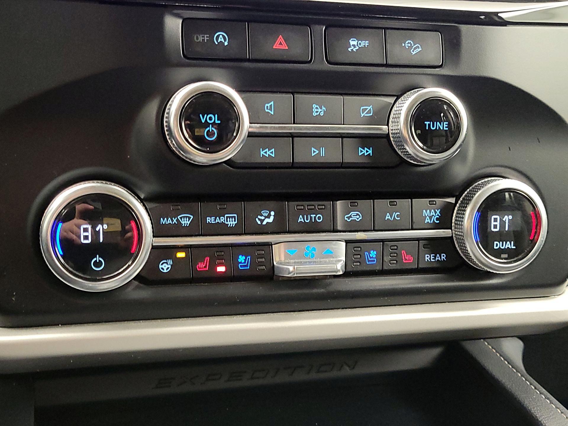 Thumbnail: 2024 Ford Expedition - 17