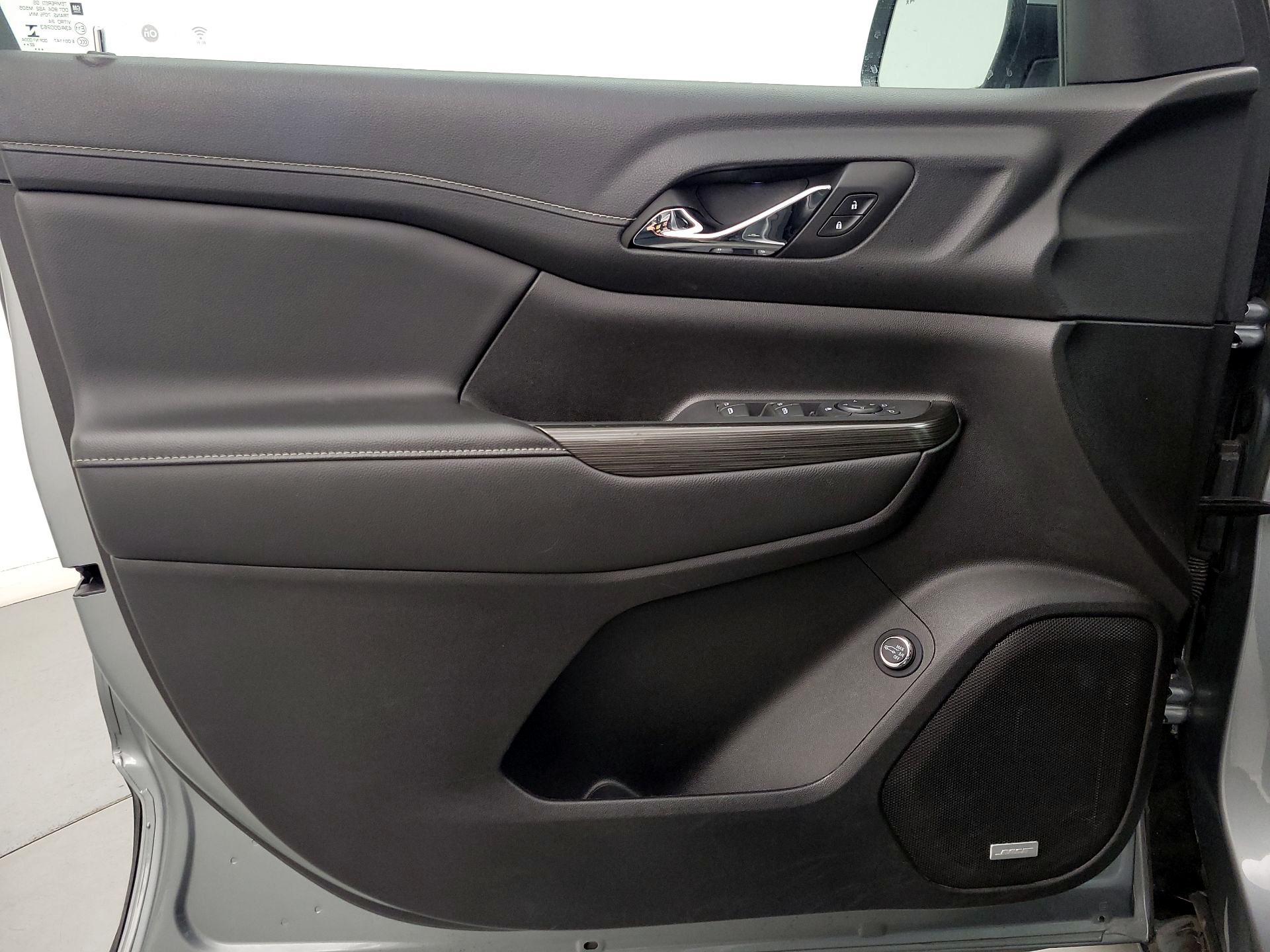 Thumbnail: 2023 GMC Acadia - 12