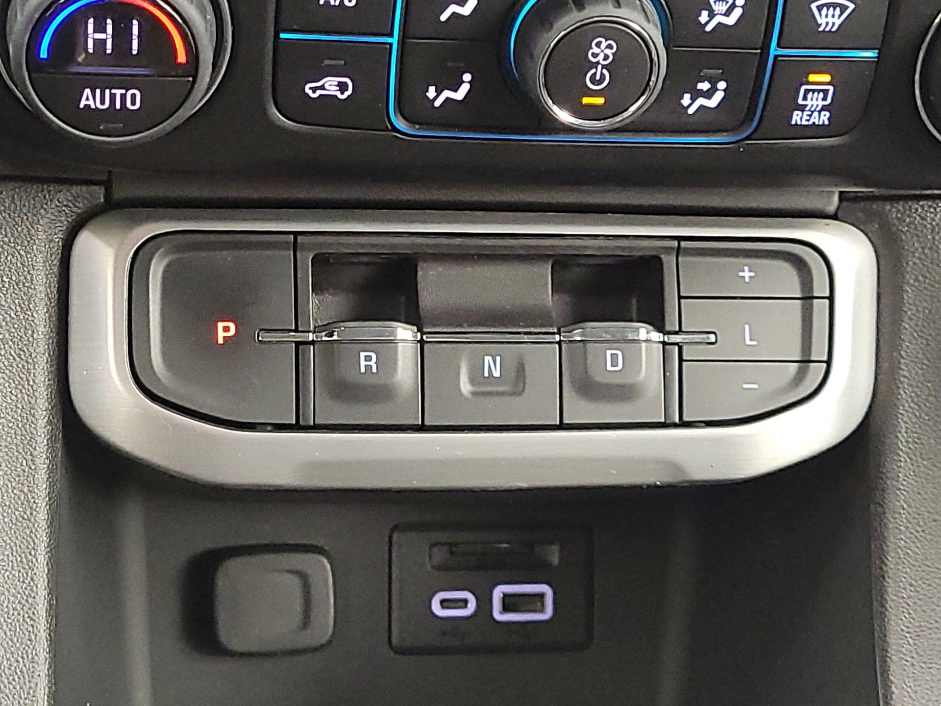 Thumbnail: 2023 GMC Acadia - 18