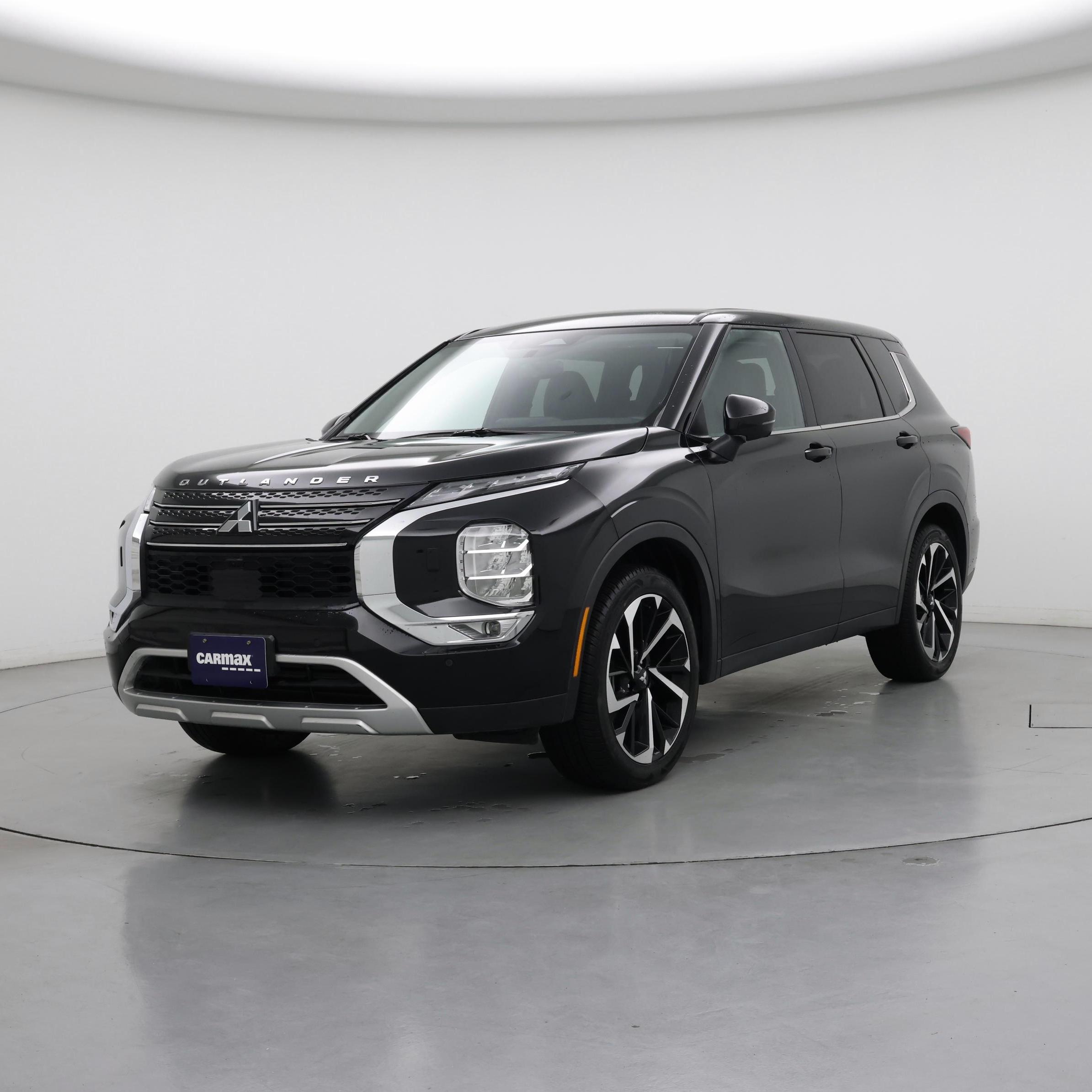 Thumbnail: 2024 Mitsubishi Outlander - 4