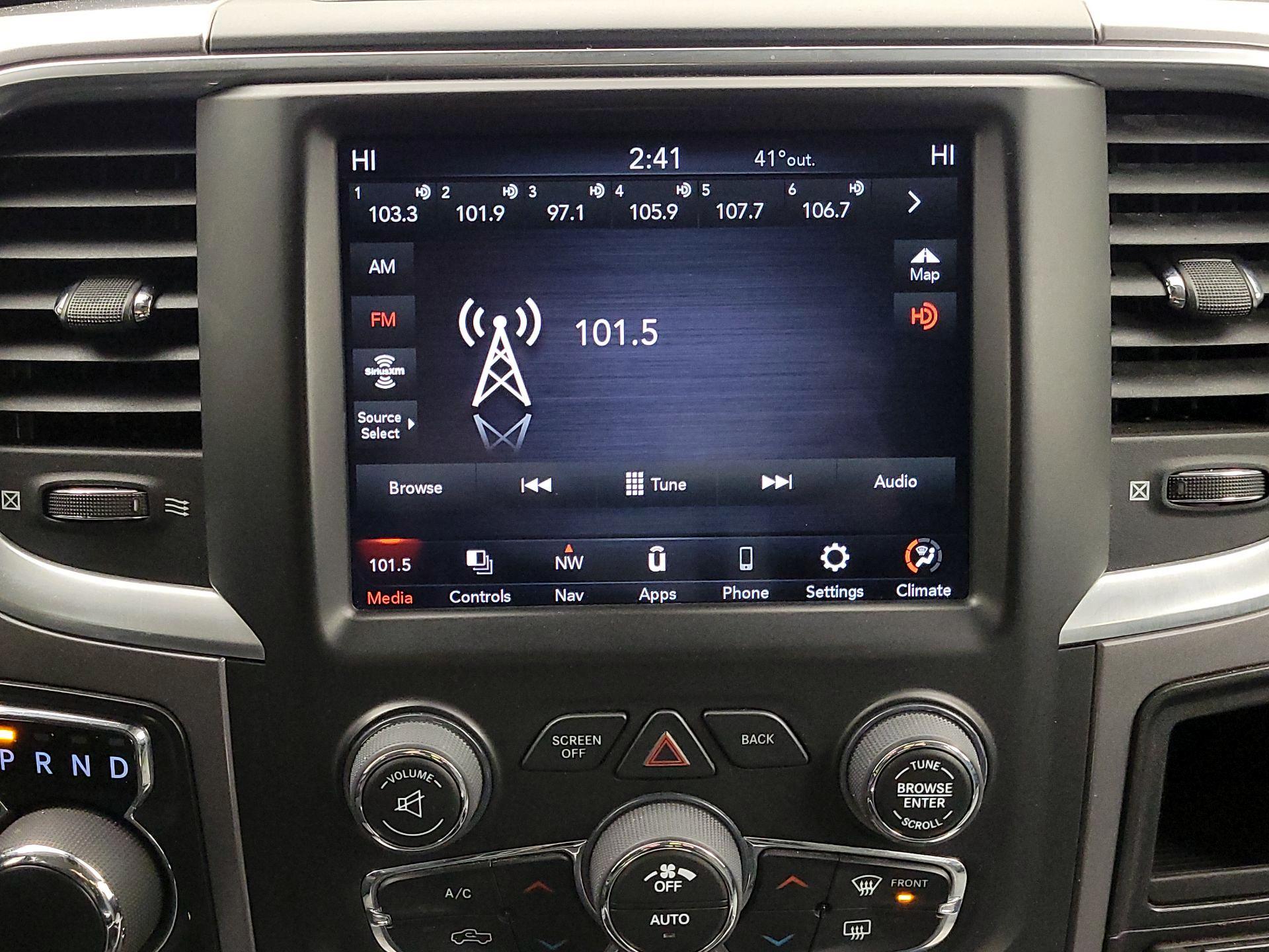 Thumbnail: 2023 RAM 1500 Classic - 16