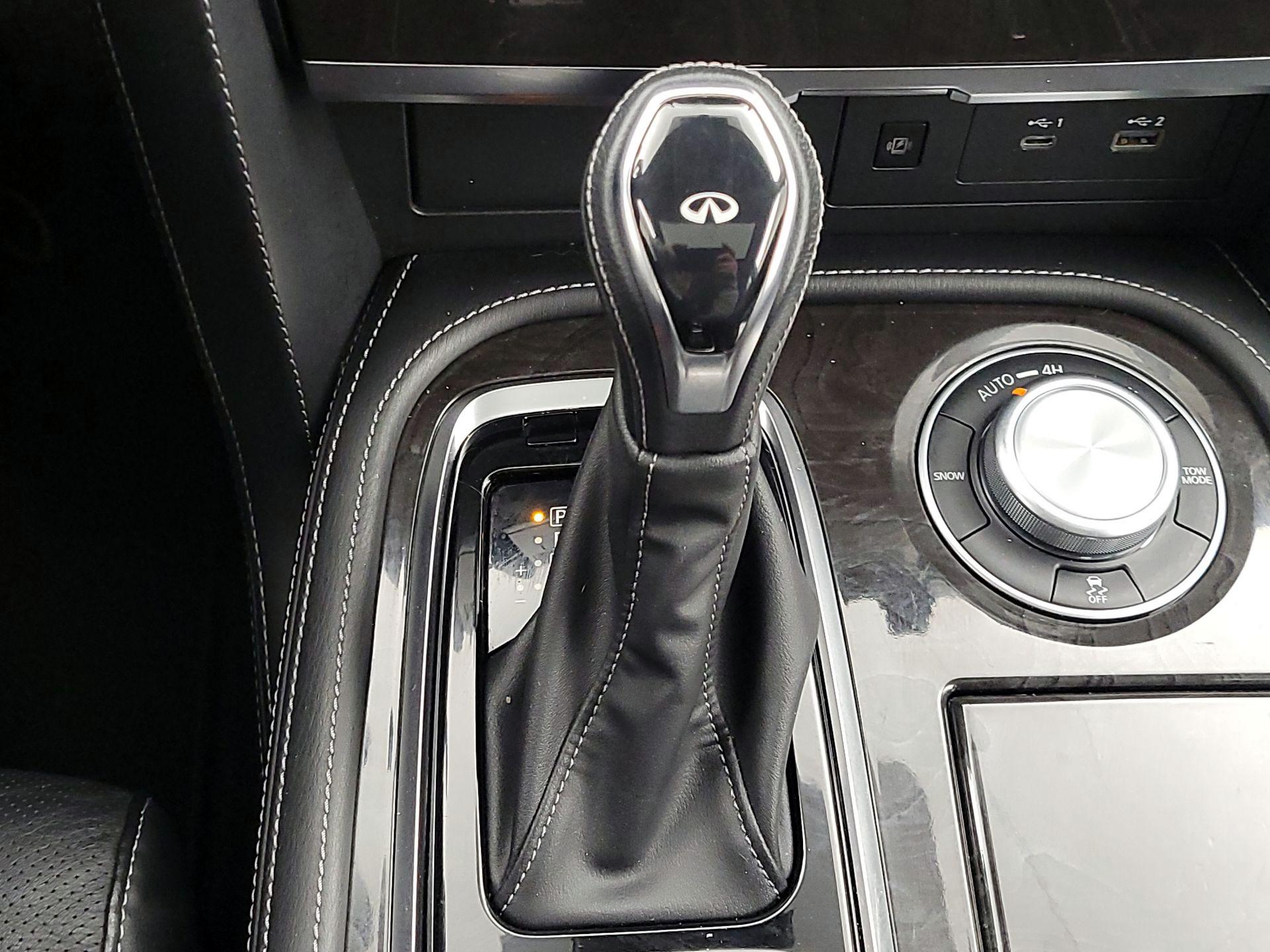 Thumbnail: 2024 INFINITI QX80 - 18