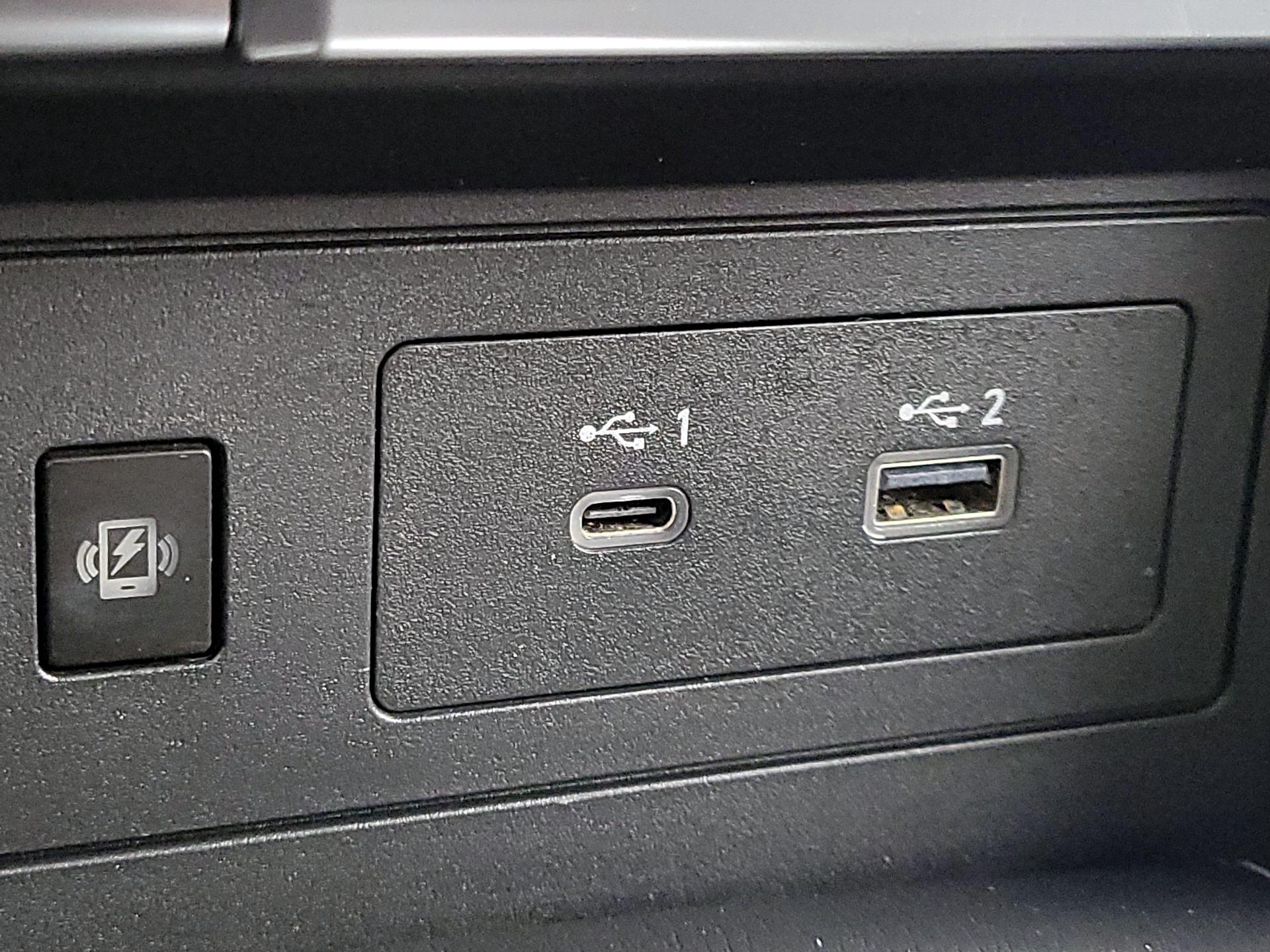 Thumbnail: 2024 INFINITI QX80 - 19