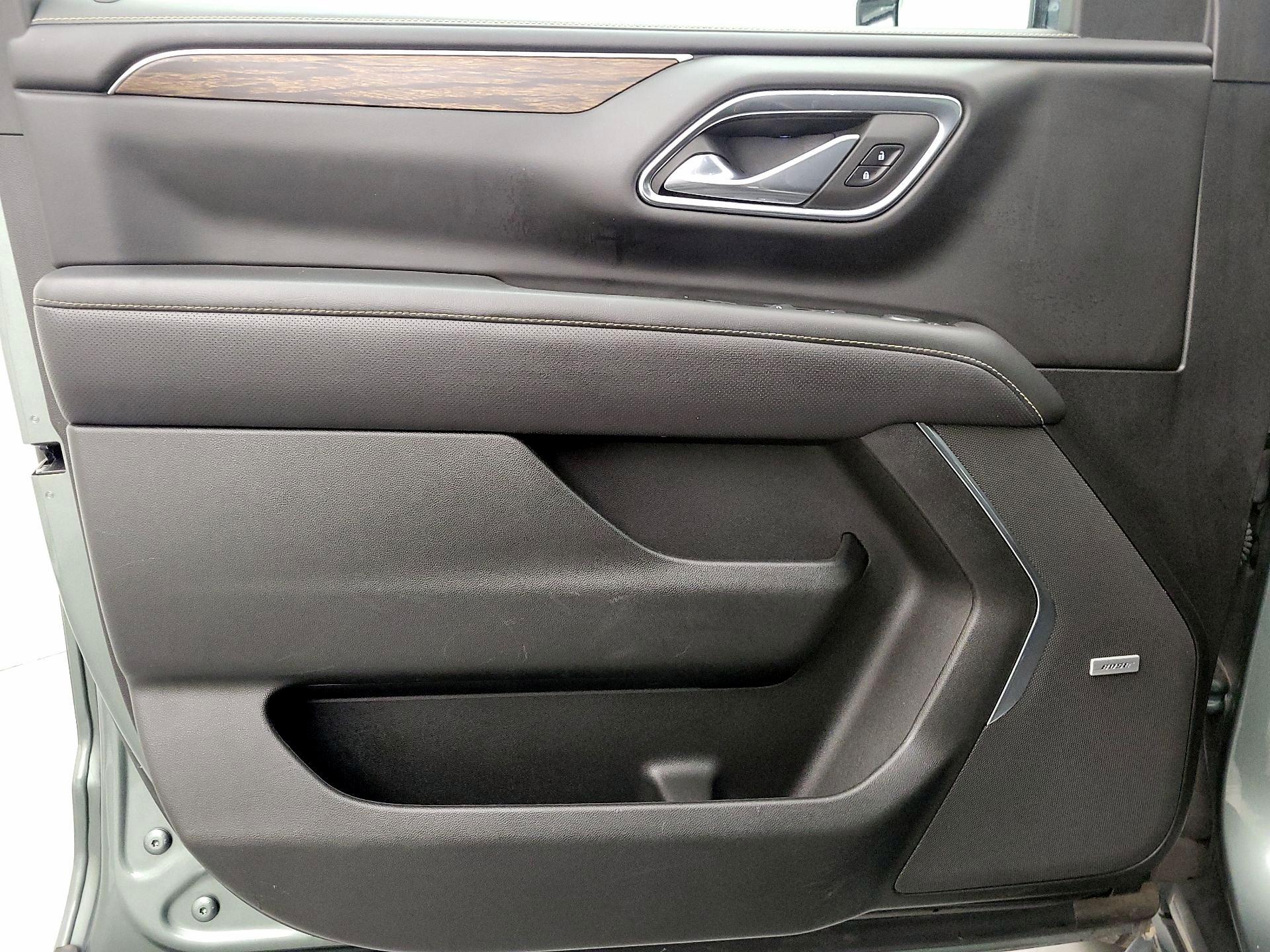 Thumbnail: 2023 Chevrolet Suburban - 12