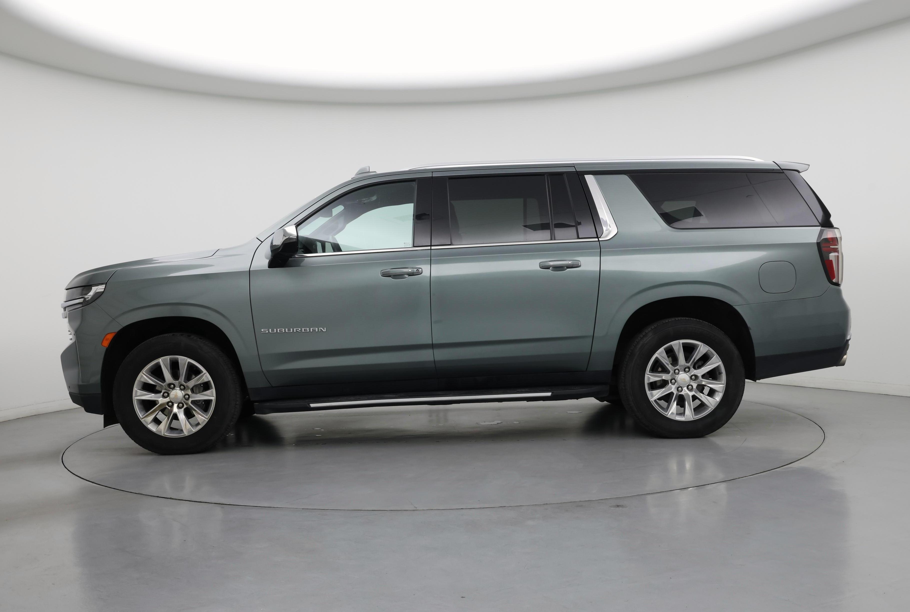 Thumbnail: 2023 Chevrolet Suburban - 3